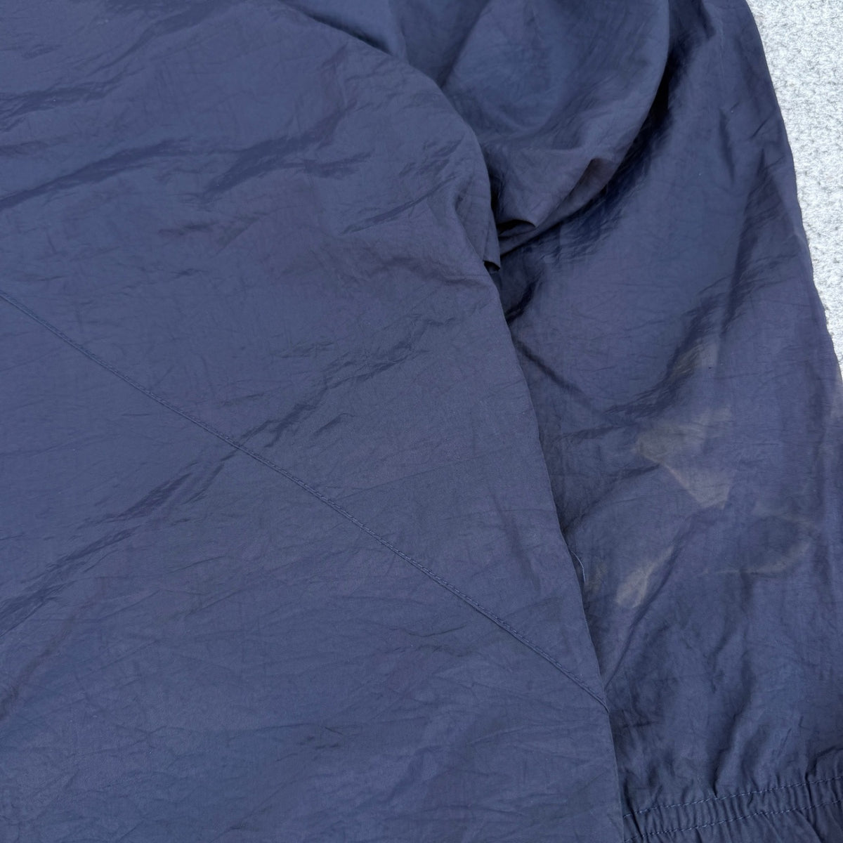 REEBOK WINDBREAKER (674)