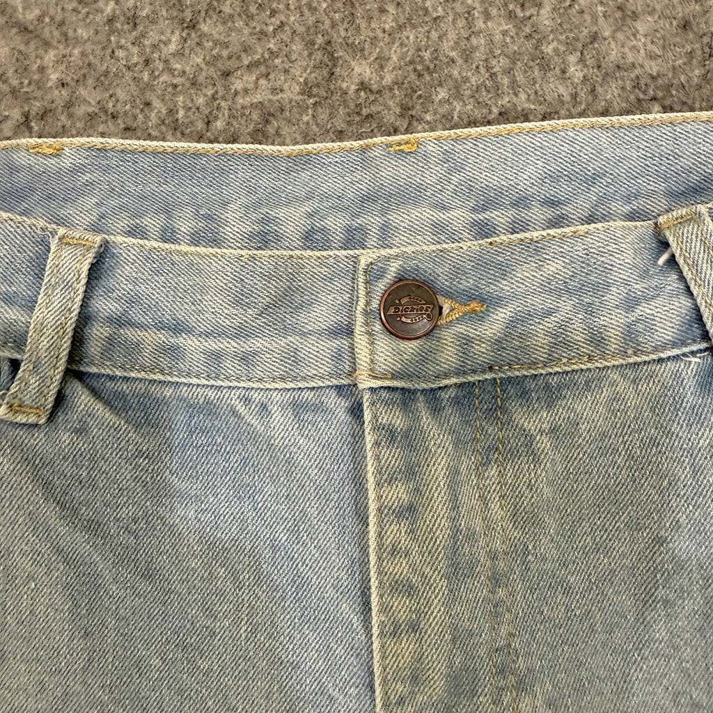 DICKIES (144)