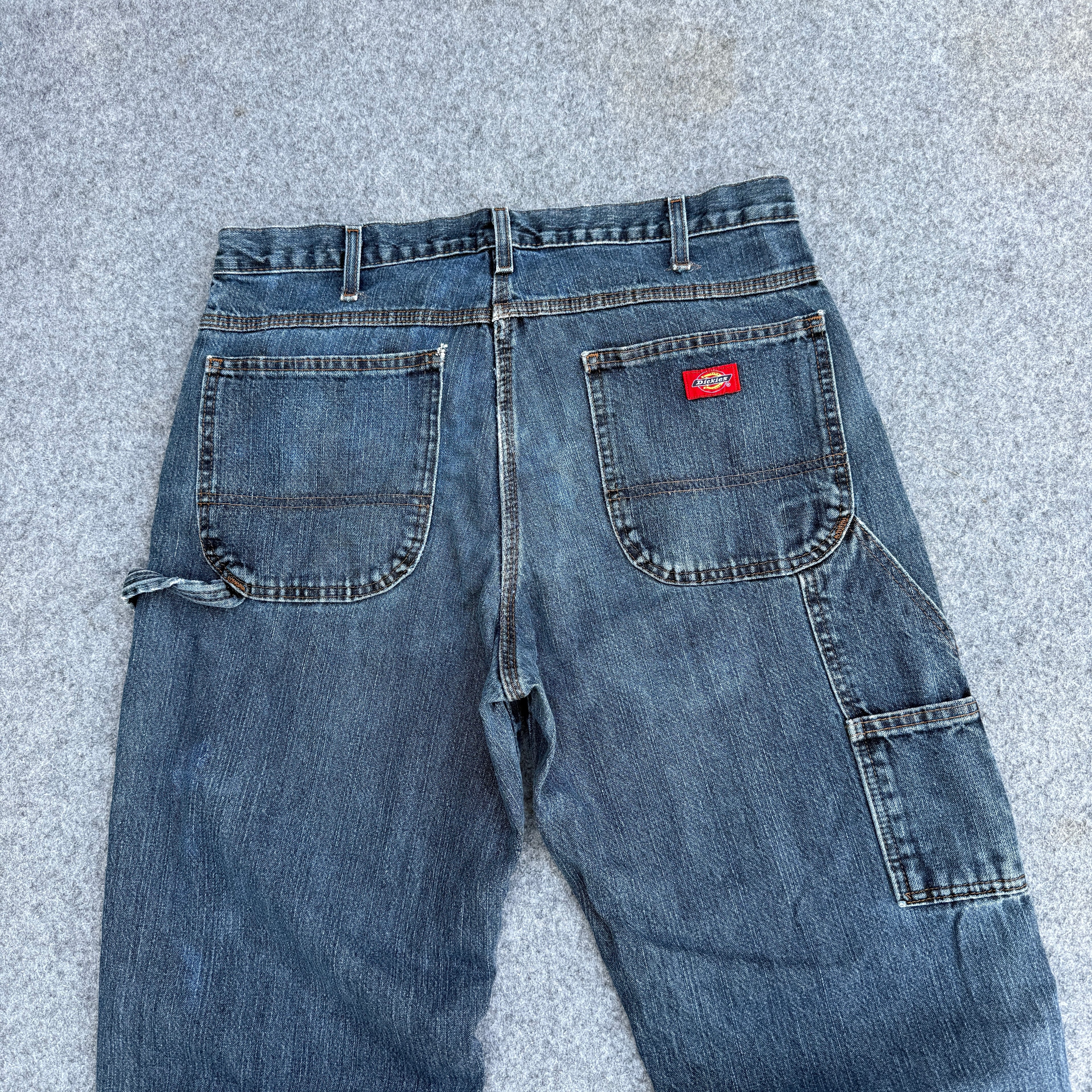 DICKIES (173)
