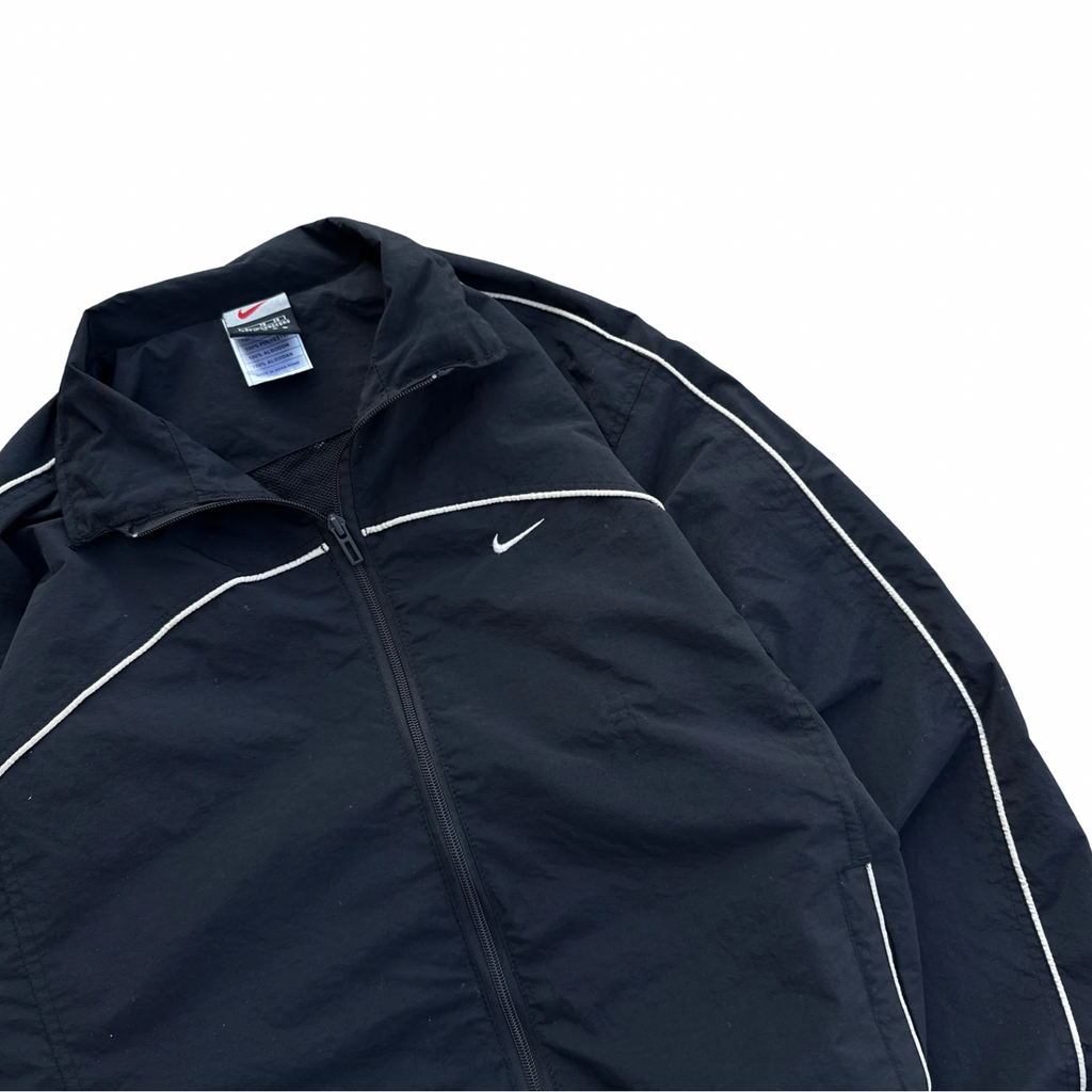 VINTAGE NIKE SUPER RARE (777)