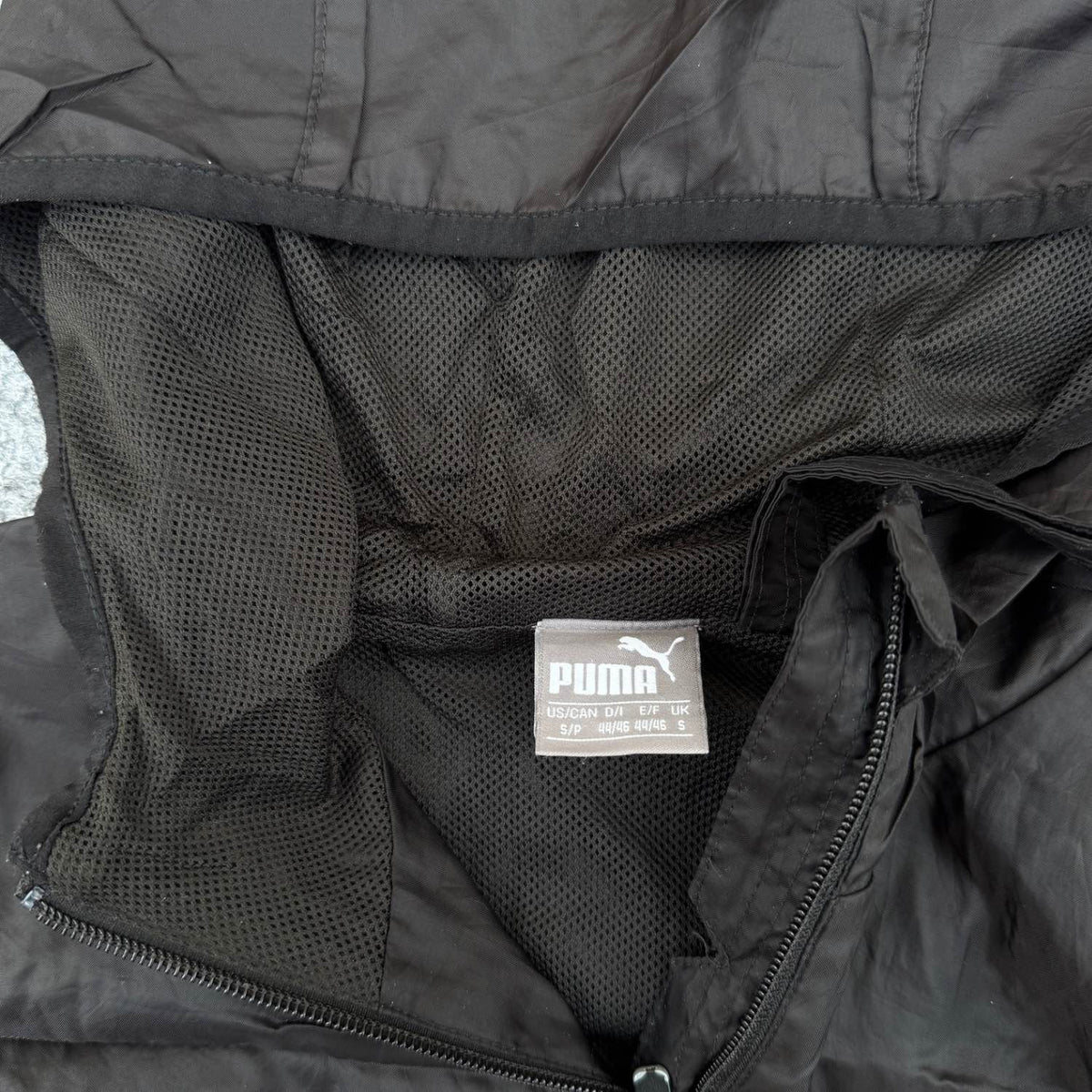 PUMA WINDCHEATER (580)