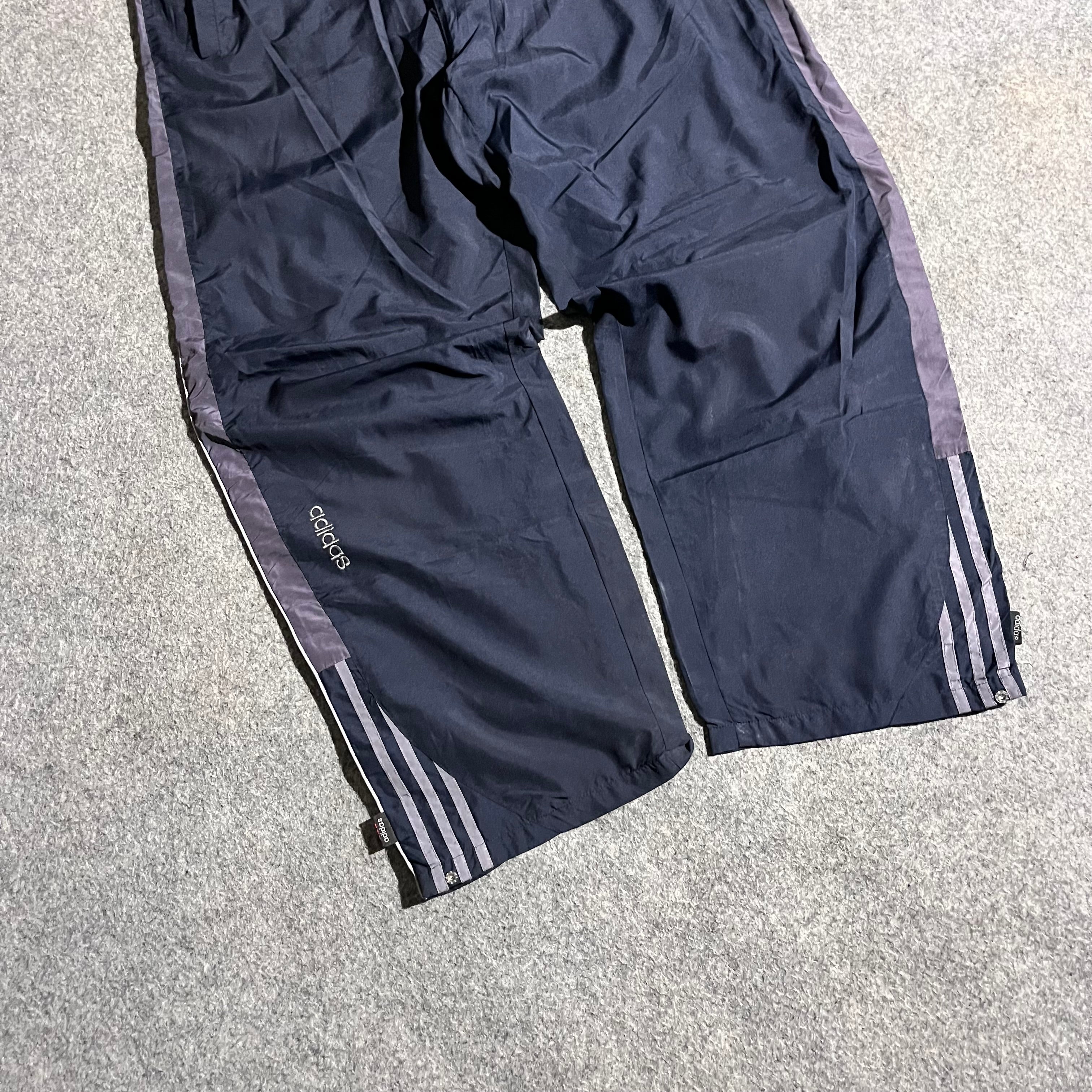 VINTAGE BAGGY ADIDAS