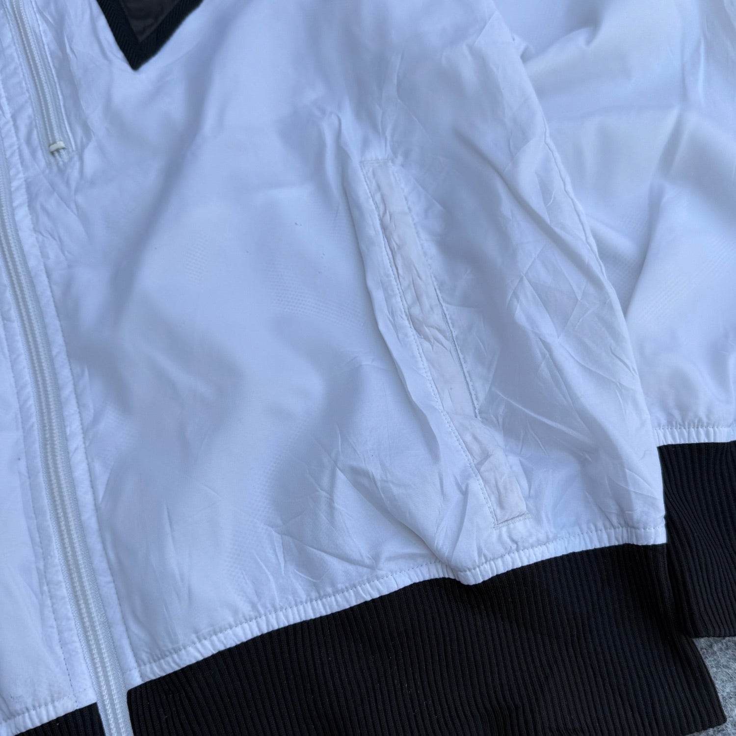 VINTAGE ADIDAS WINDCHEATER (364)