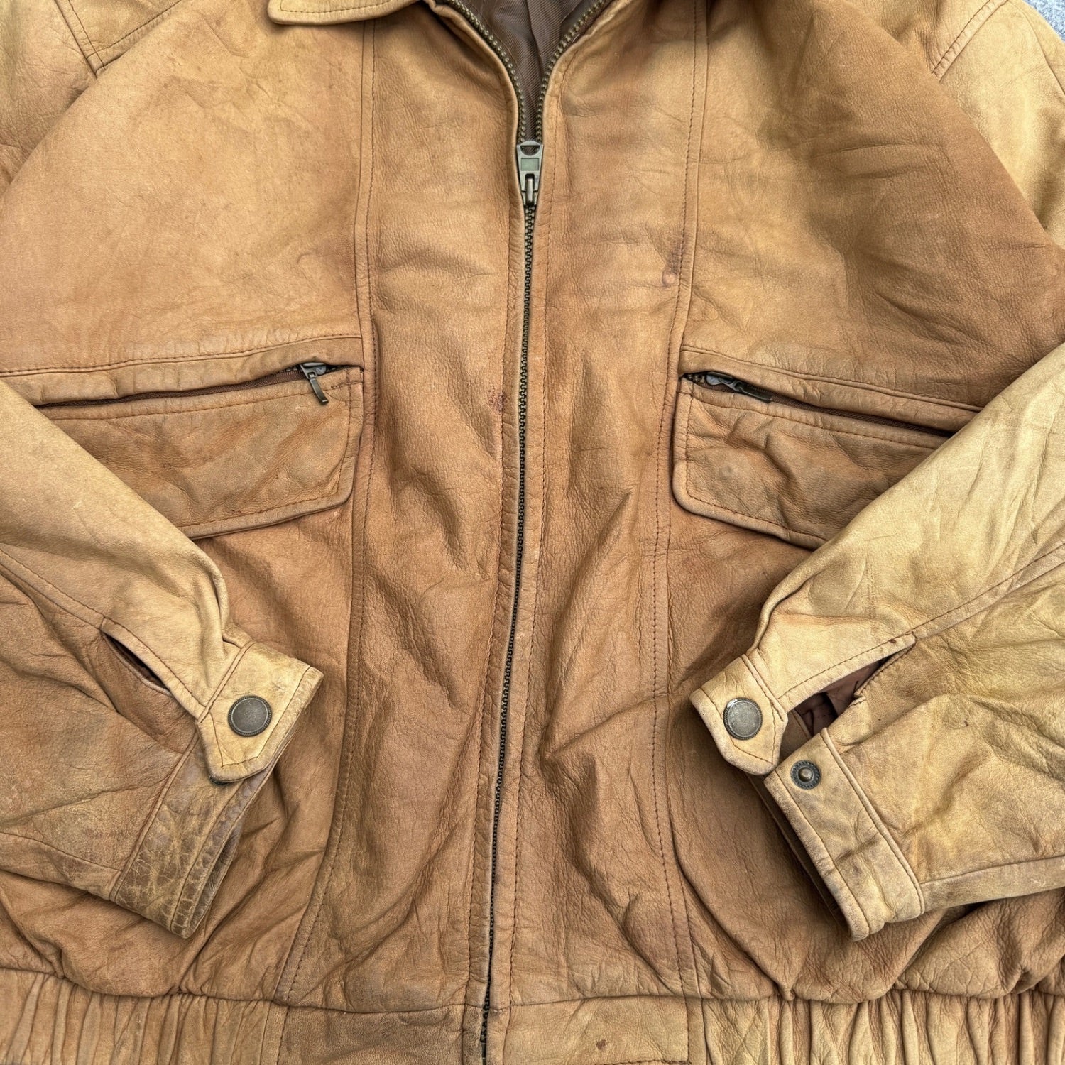 VINTAGE BROWN LEATHER JACKET (24)