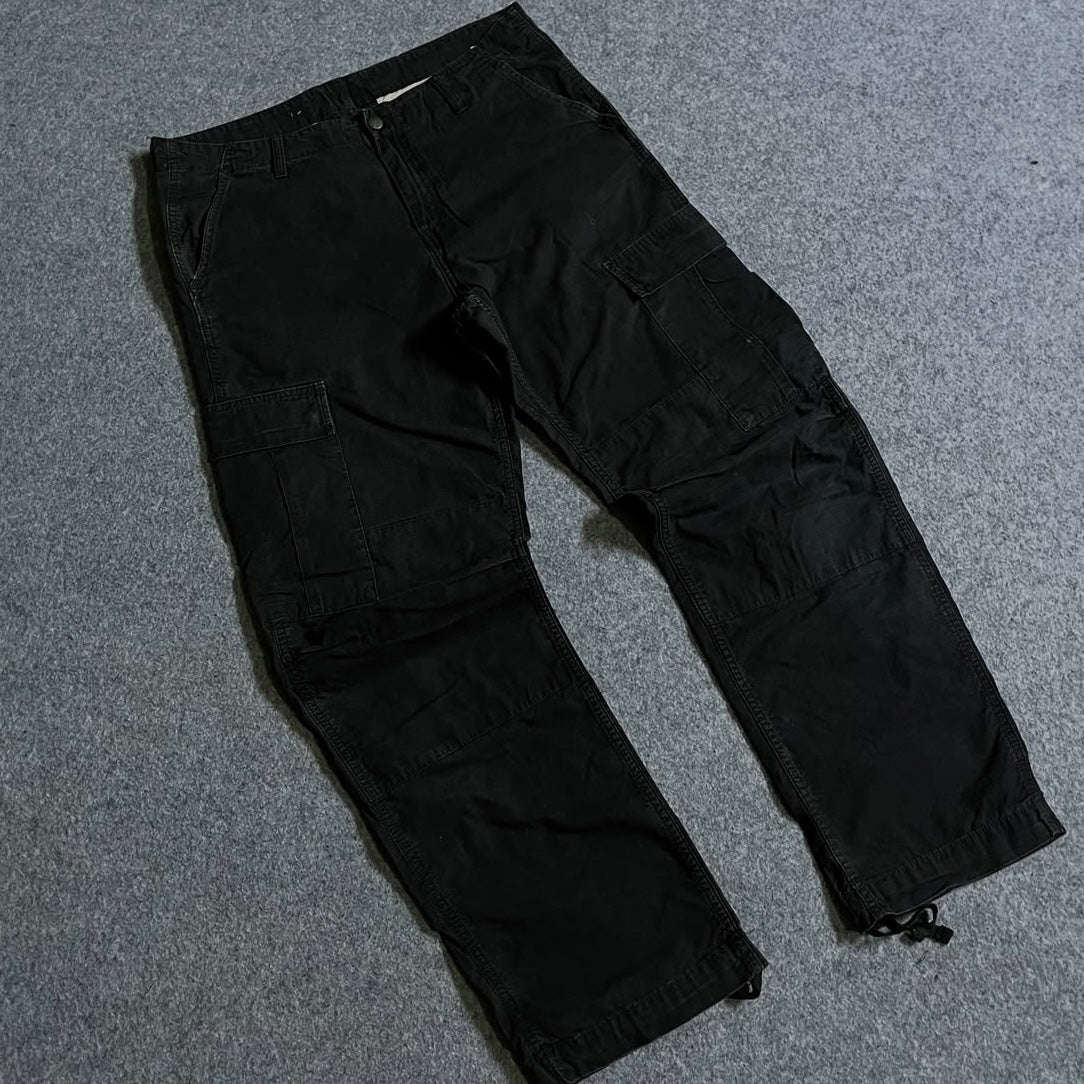 VINTAGE BLACK CARHARTT CARGO