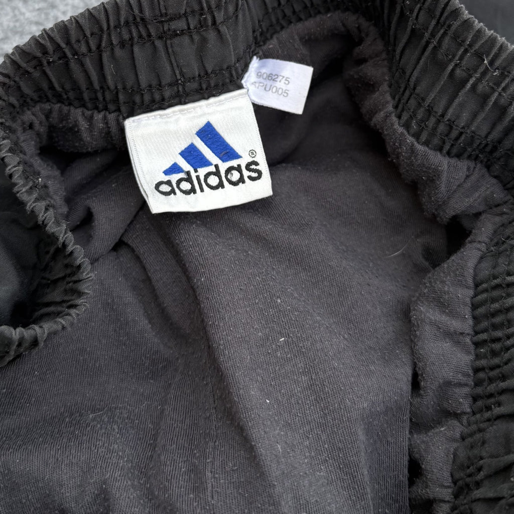 ADIDAS (303)