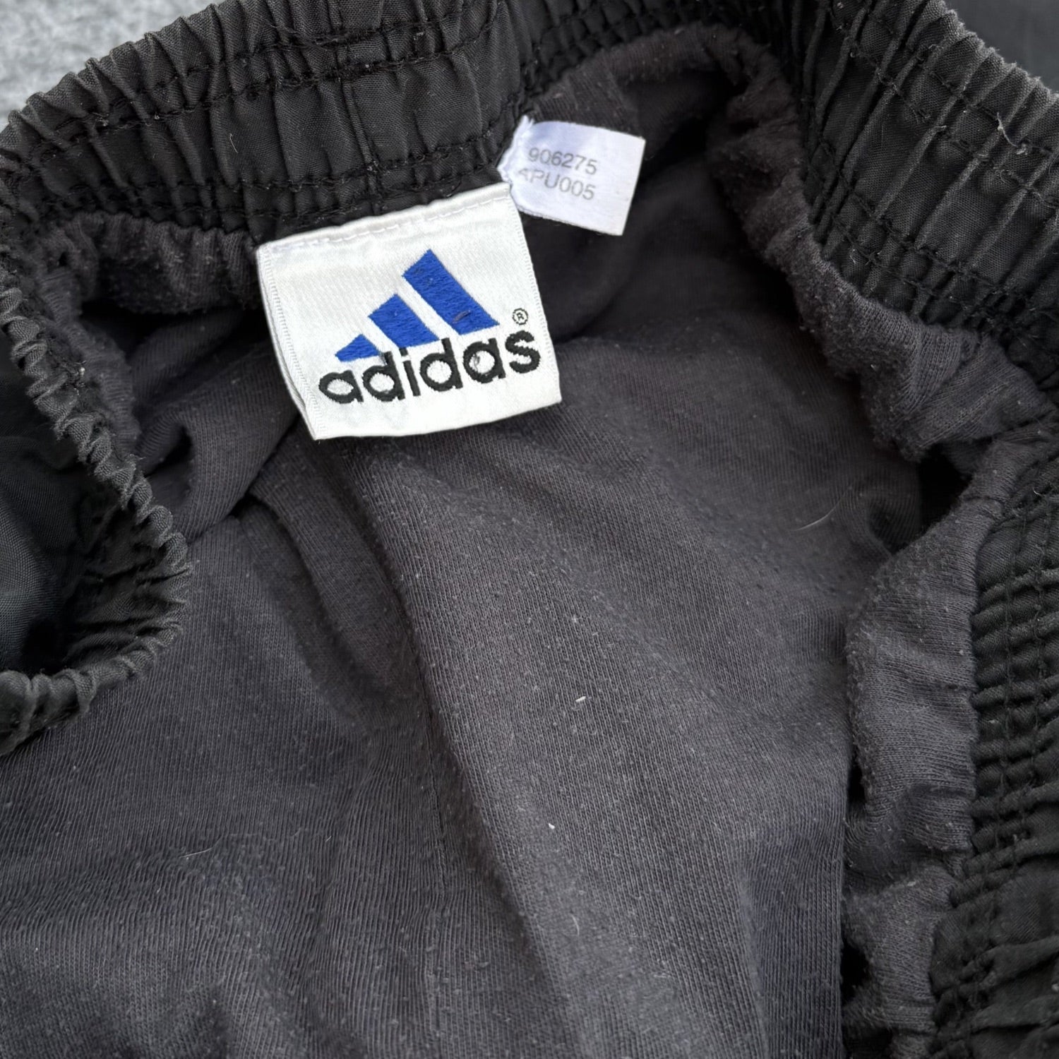 ADIDAS (303)