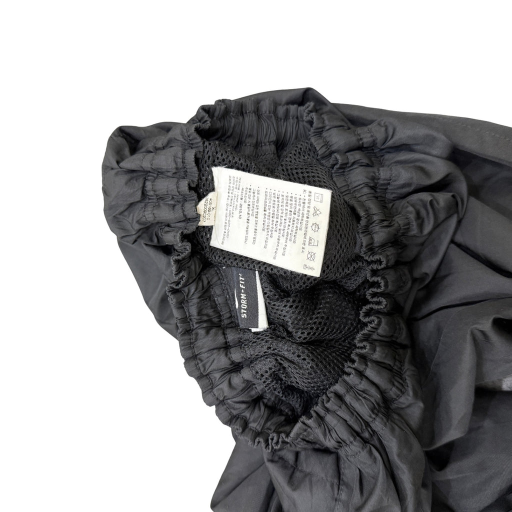 NIKE (328)