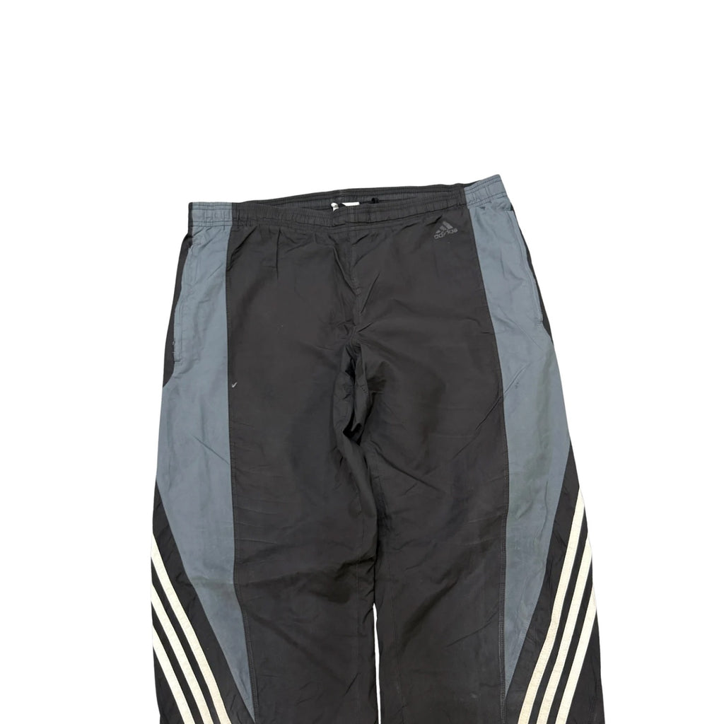 ADIDAS (323)