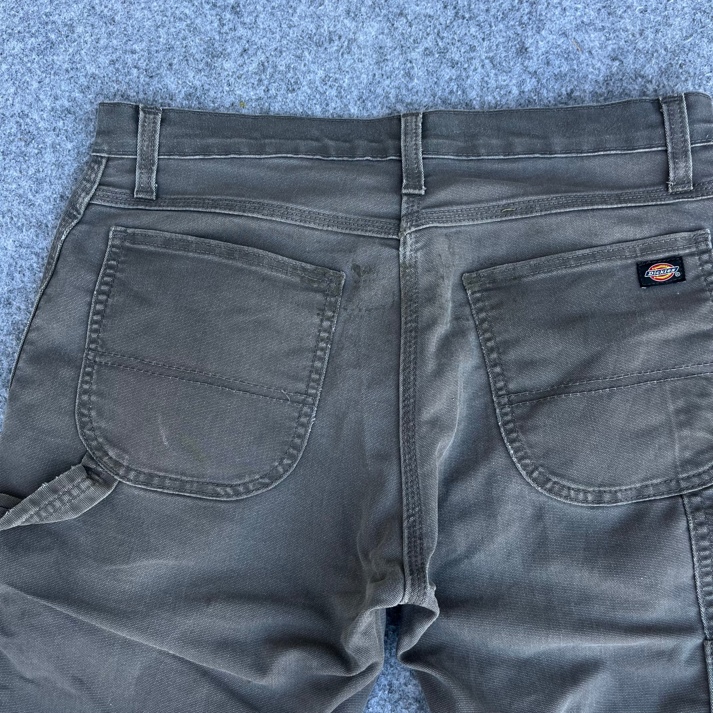 DICKIES (78)