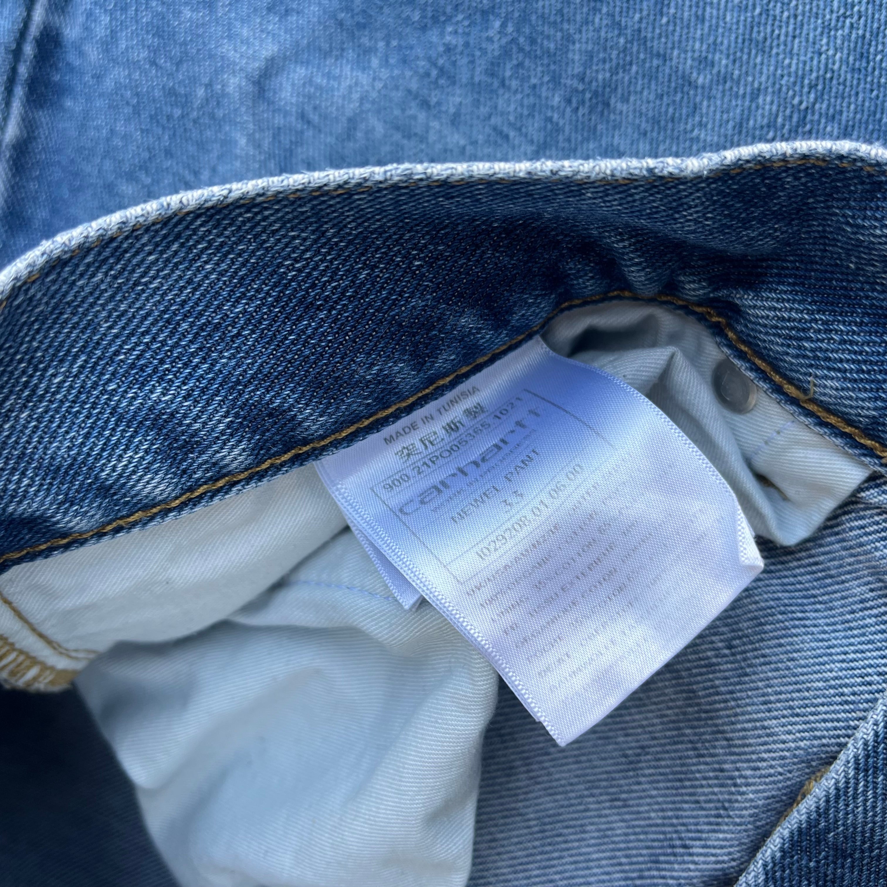 CARHARTT (74)