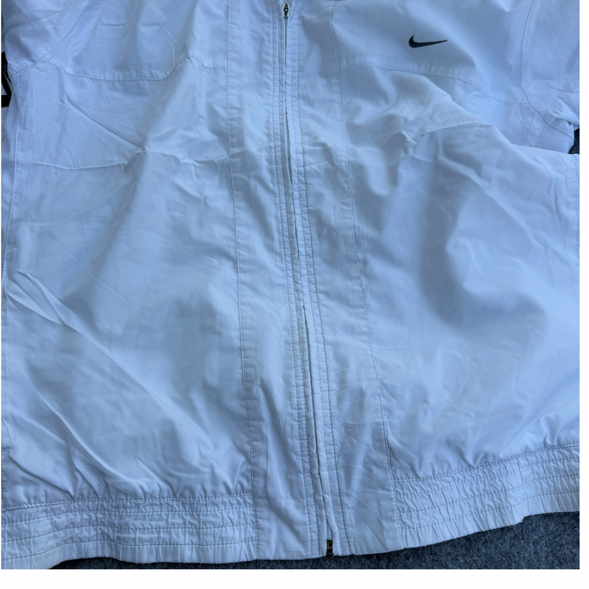 VINTAGE NIKE WINDCHEATER (758)