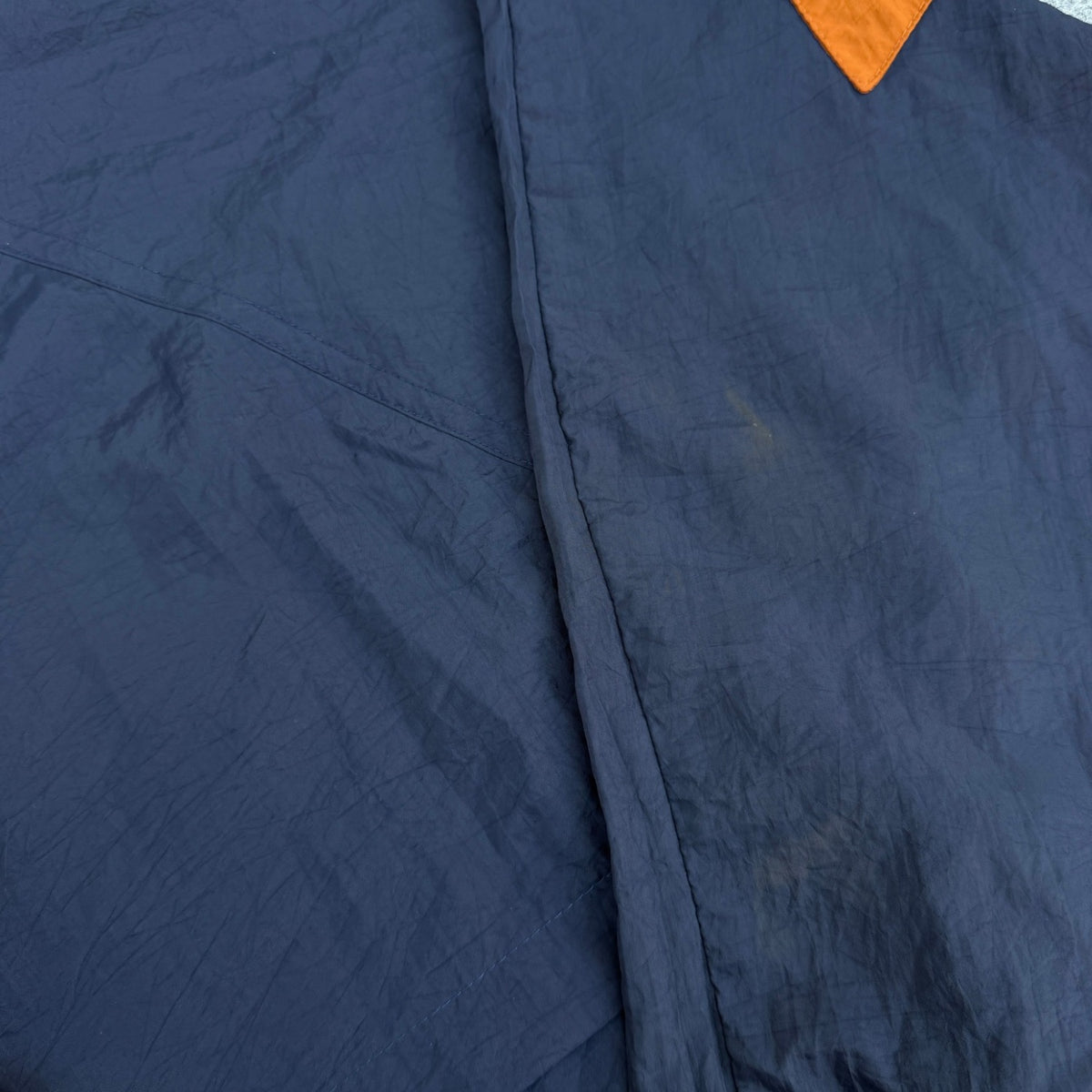 REEBOK WINDBREAKER (674)