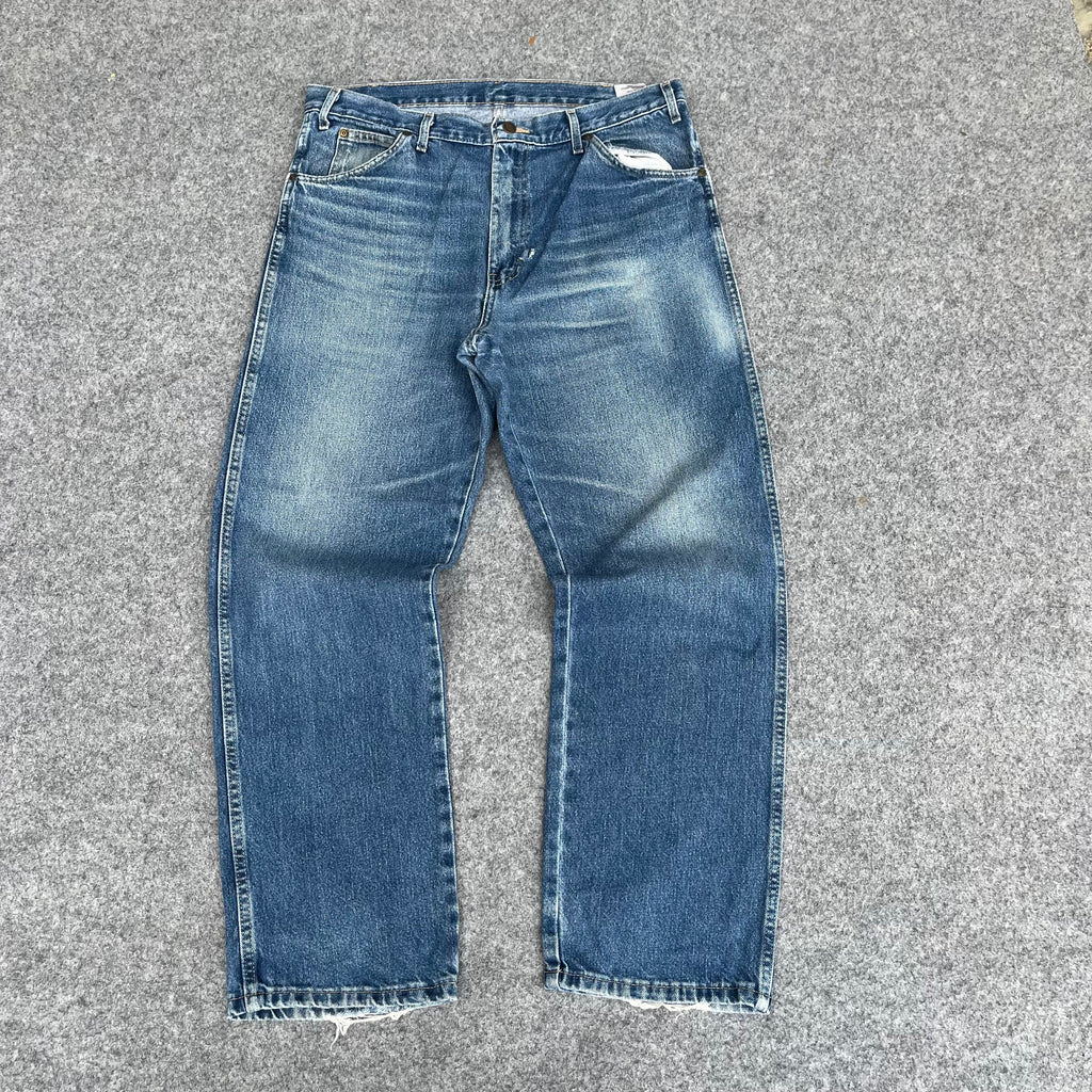 DICKIES (107)