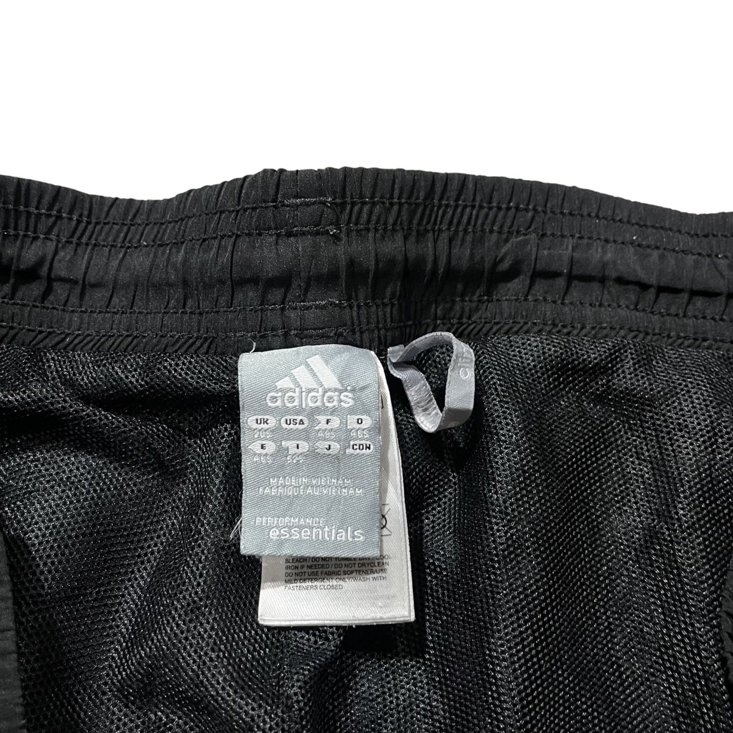 VINTAGE ADIDAS (187)