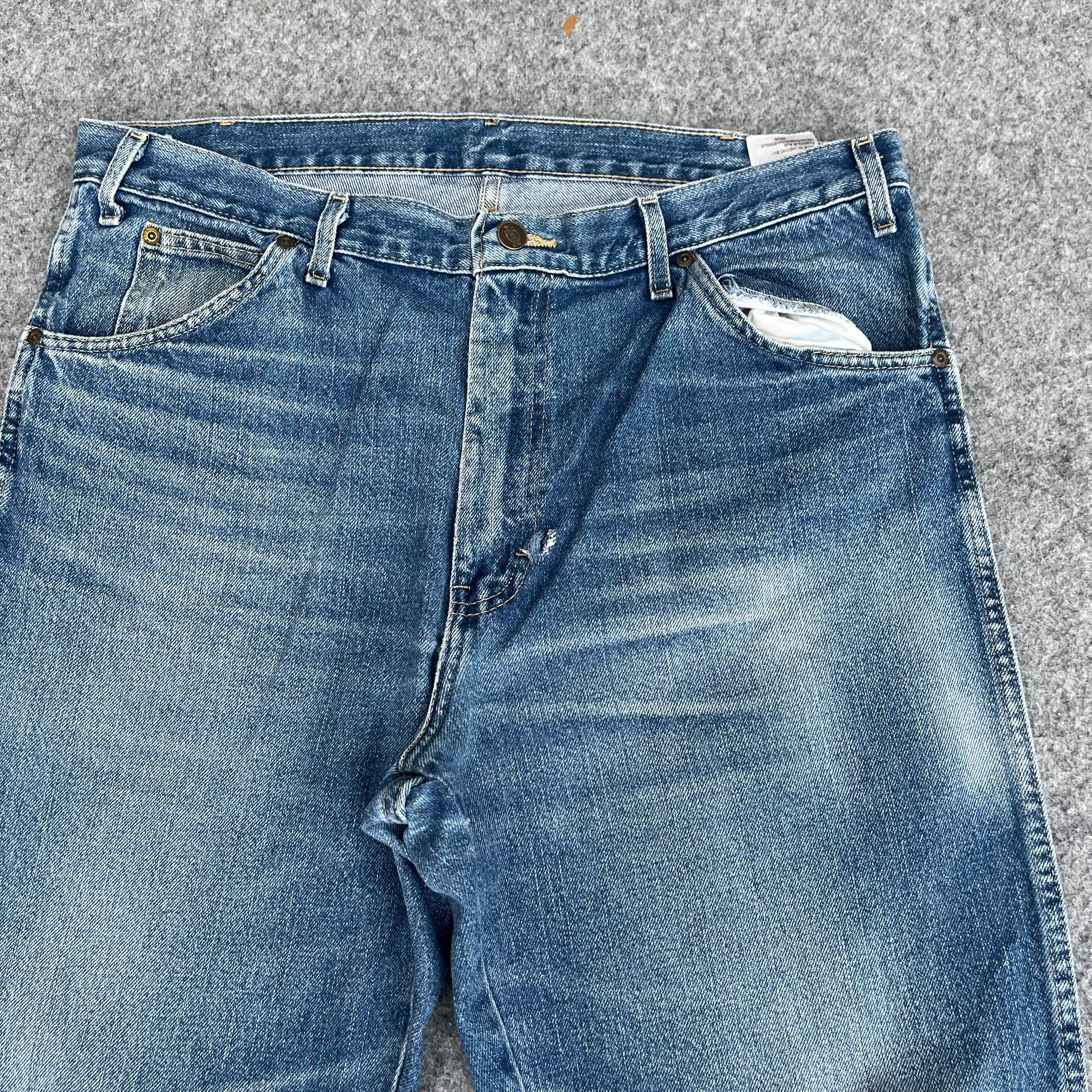 DICKIES (107)