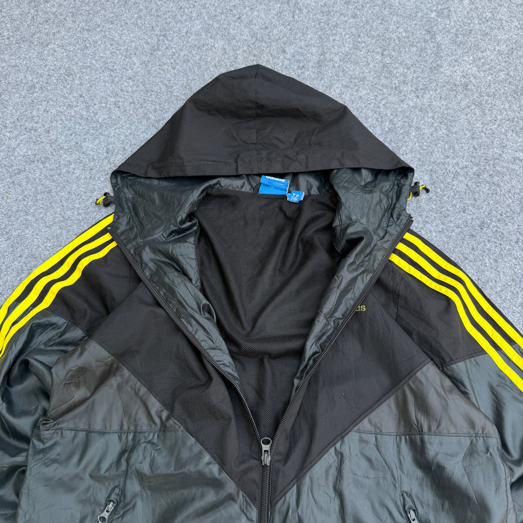 ADIDAS (30)
