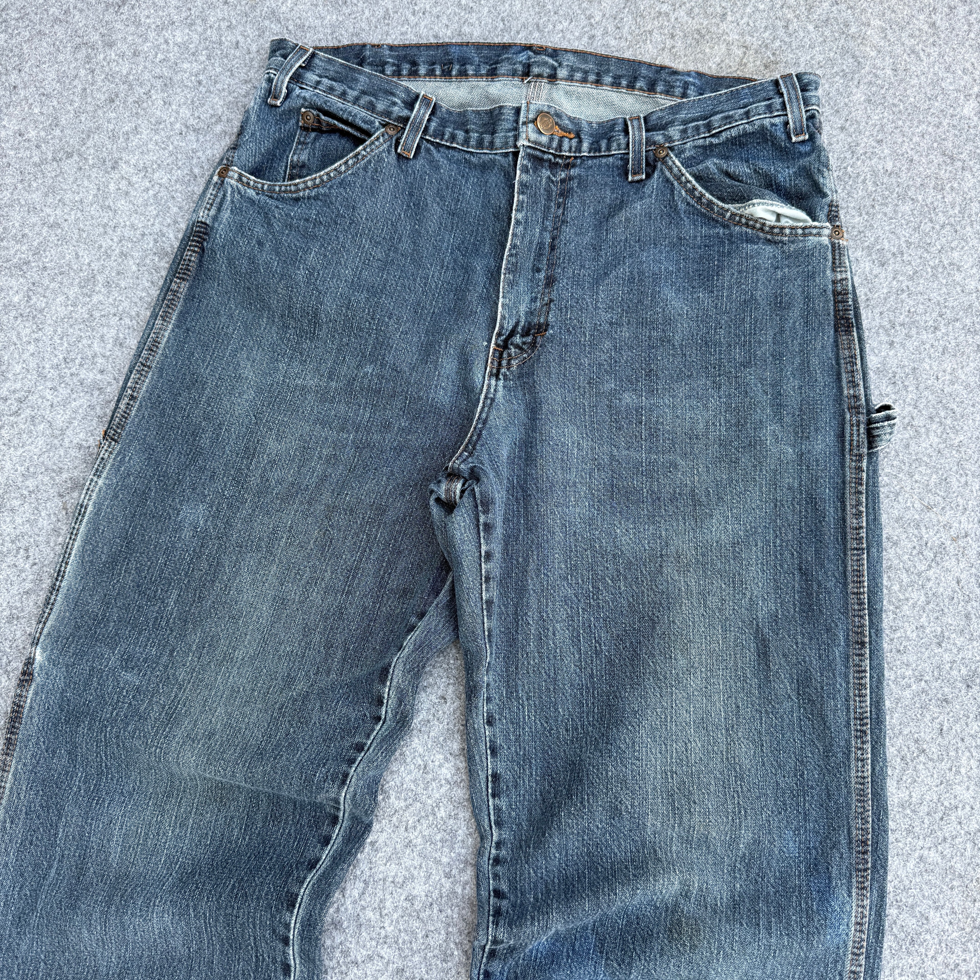 DICKIES (173)