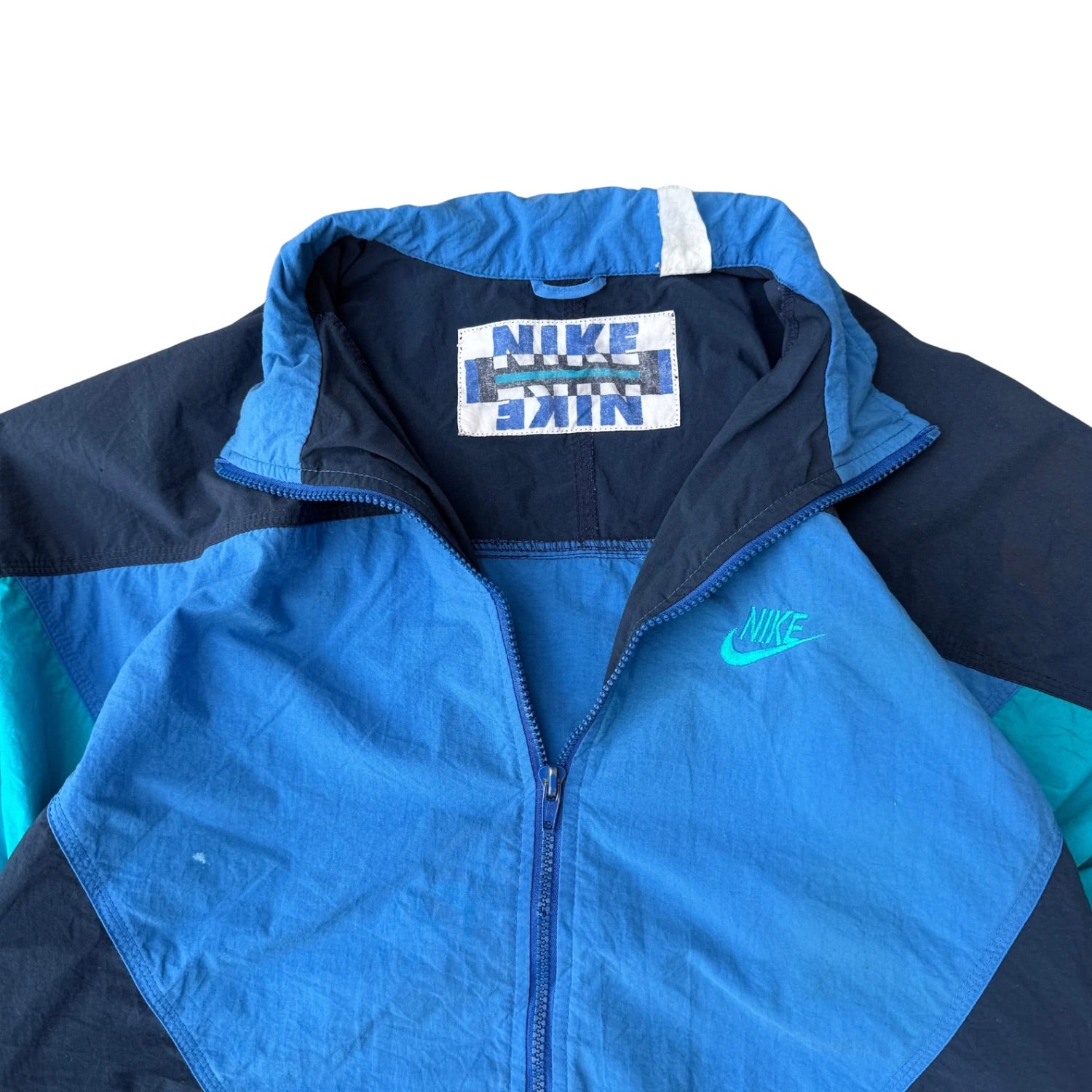 NIKE WINDBREAKER LIGHT WEIGHT (304)