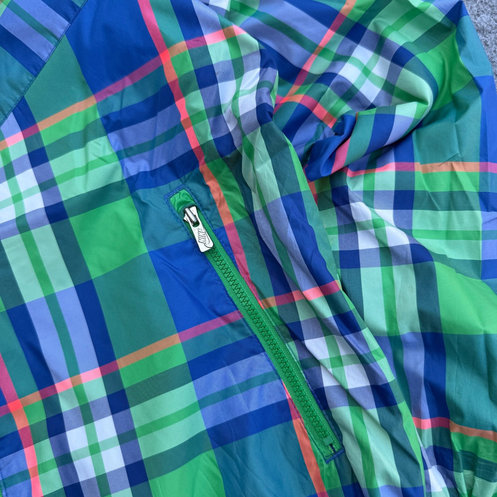 NIKE WINDCHEATER (658)