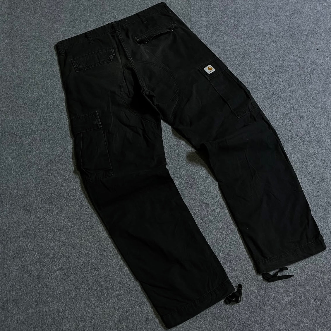 VINTAGE BLACK CARHARTT CARGO