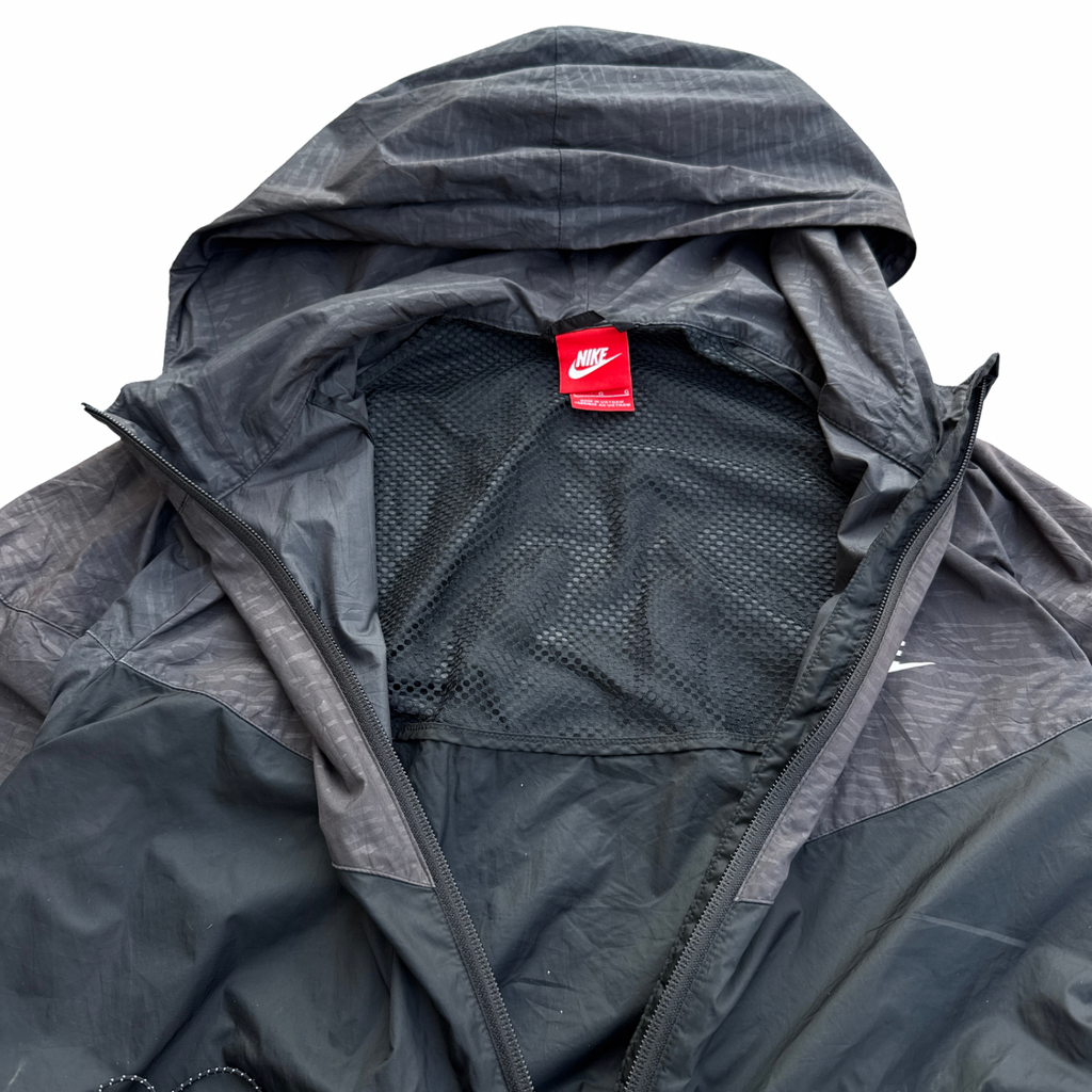 NIKE WINDBREAKER (778)