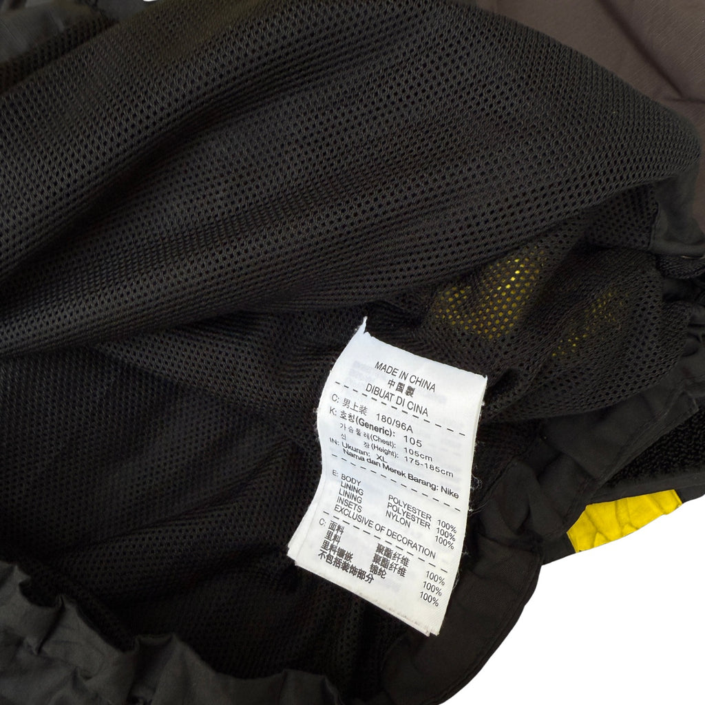 NIKE WINDCHEATER (375)