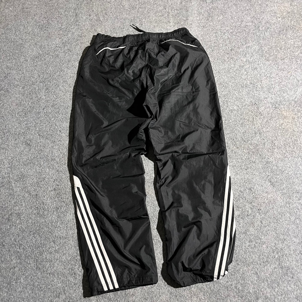 VINTAGE ADIDAS