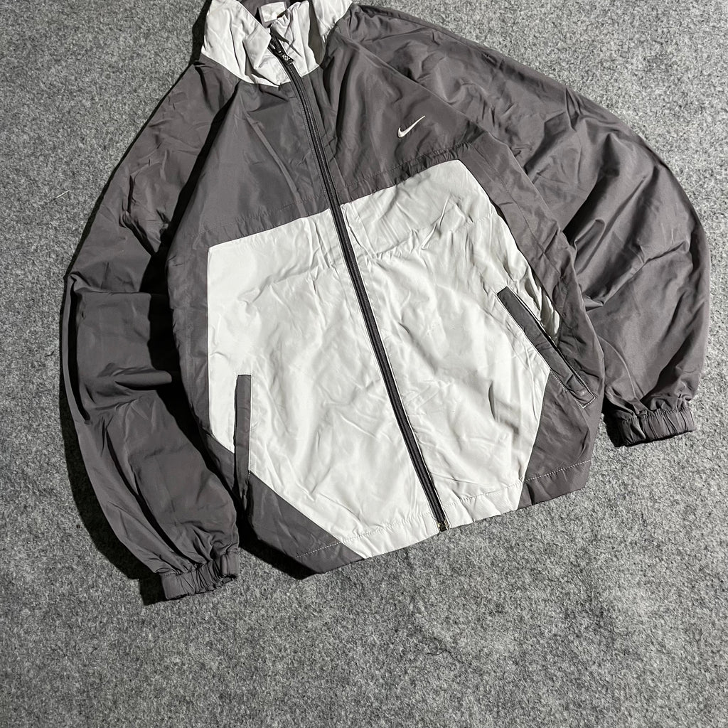 VINTAGE BEST NIKE