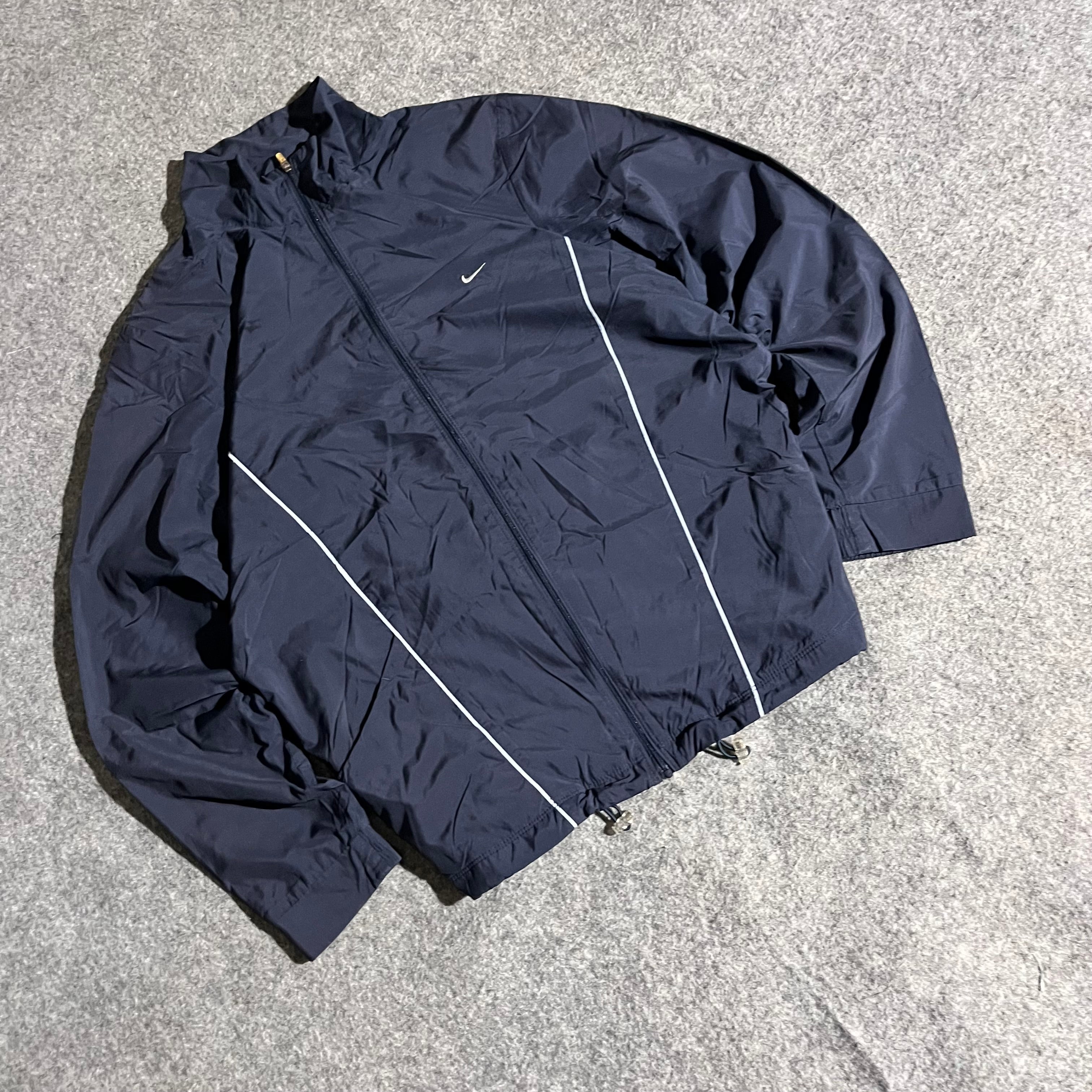 VINTAGE NIKE