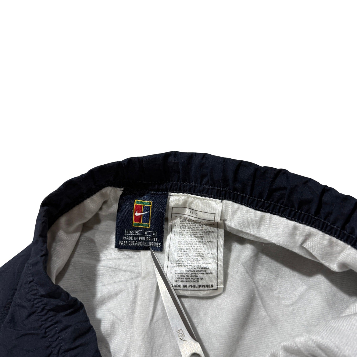 VINTAGE NIKE (RARE )(143)