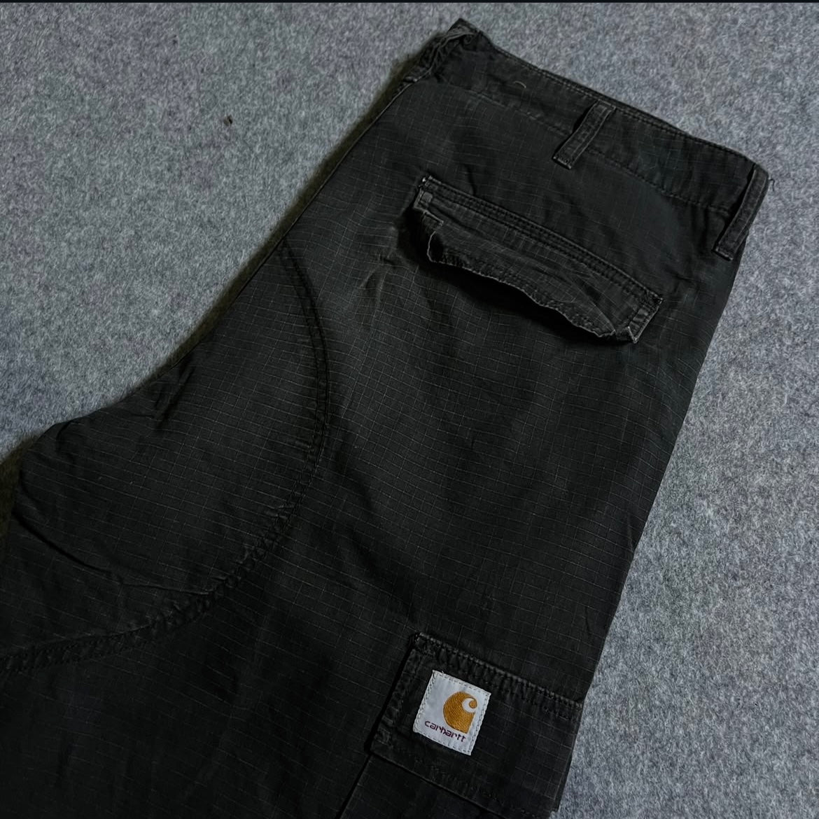 VINTAGE BLACK CARHARTT CARGO
