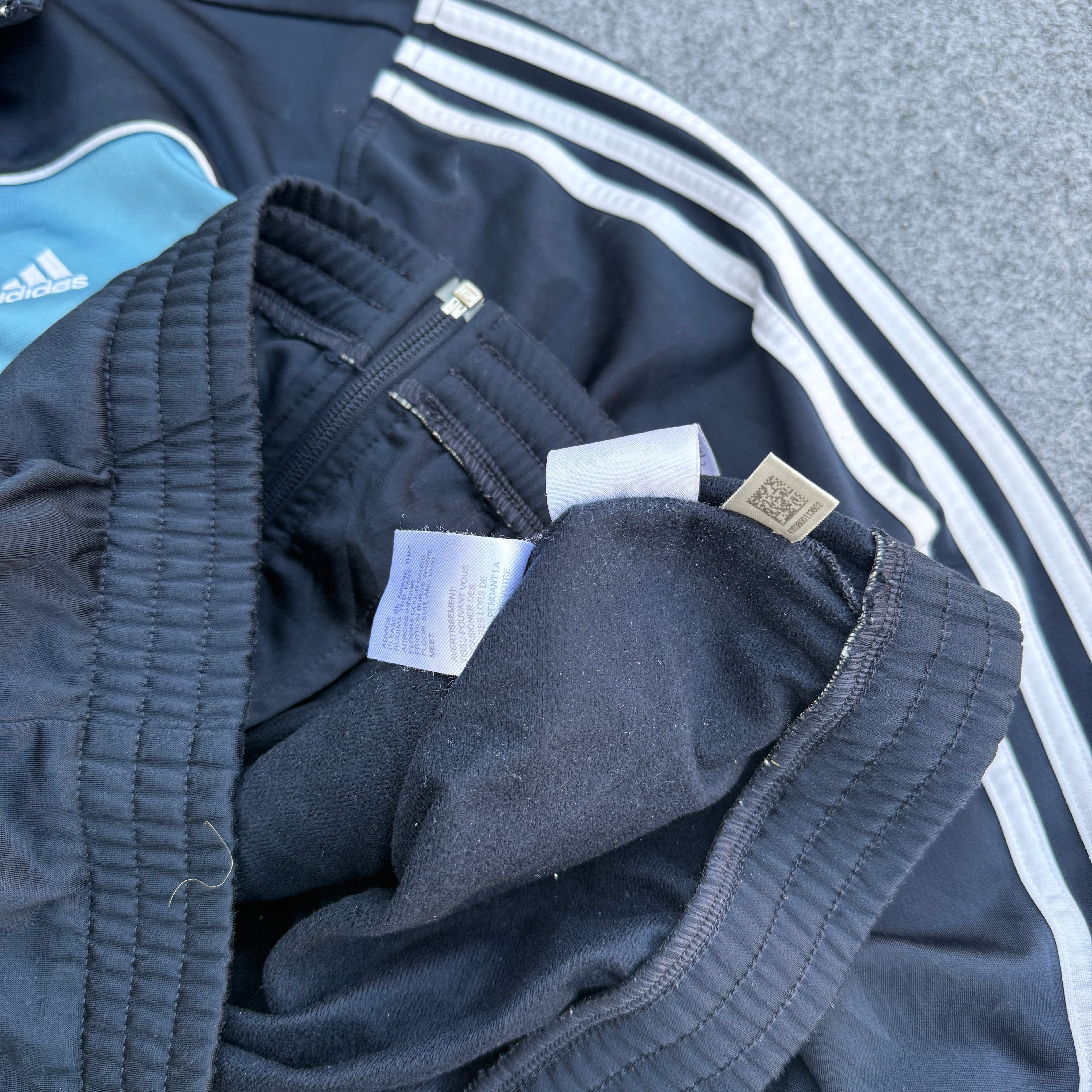ADIDAS ZIPPER (37) FOR GIRLS