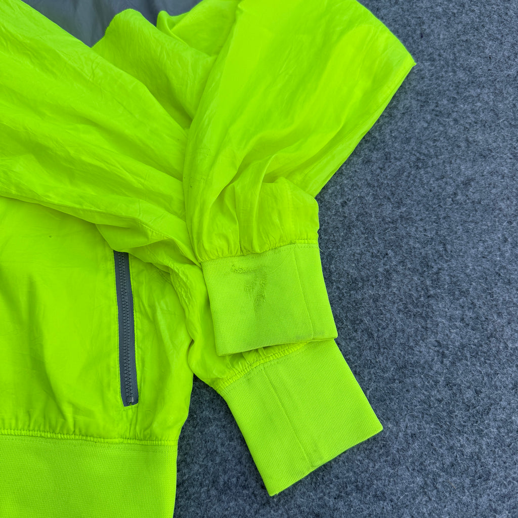 NIKE (32)