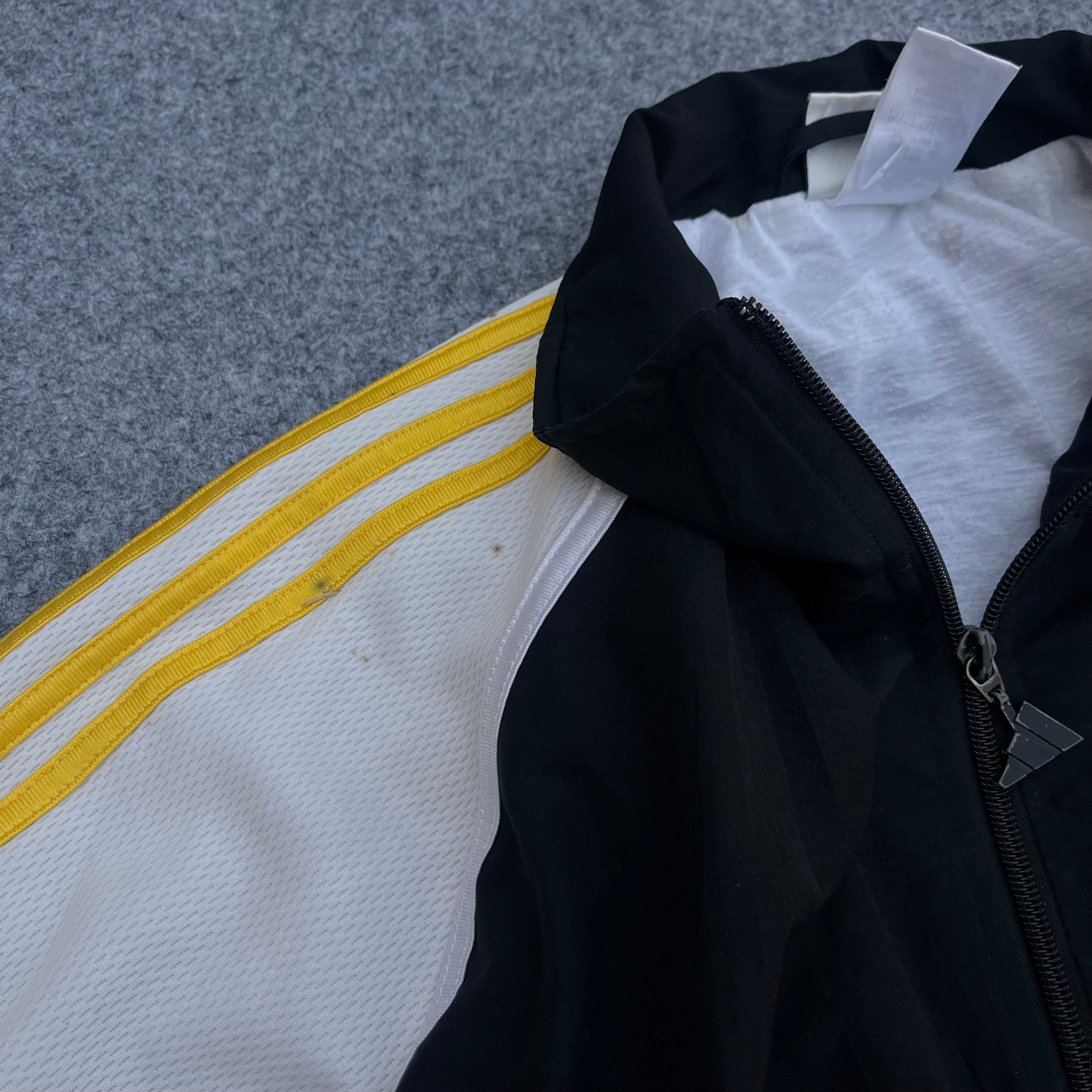 ADIDAS (44)