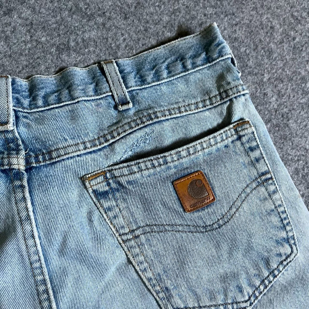 LIGHT WASH CARHARTT