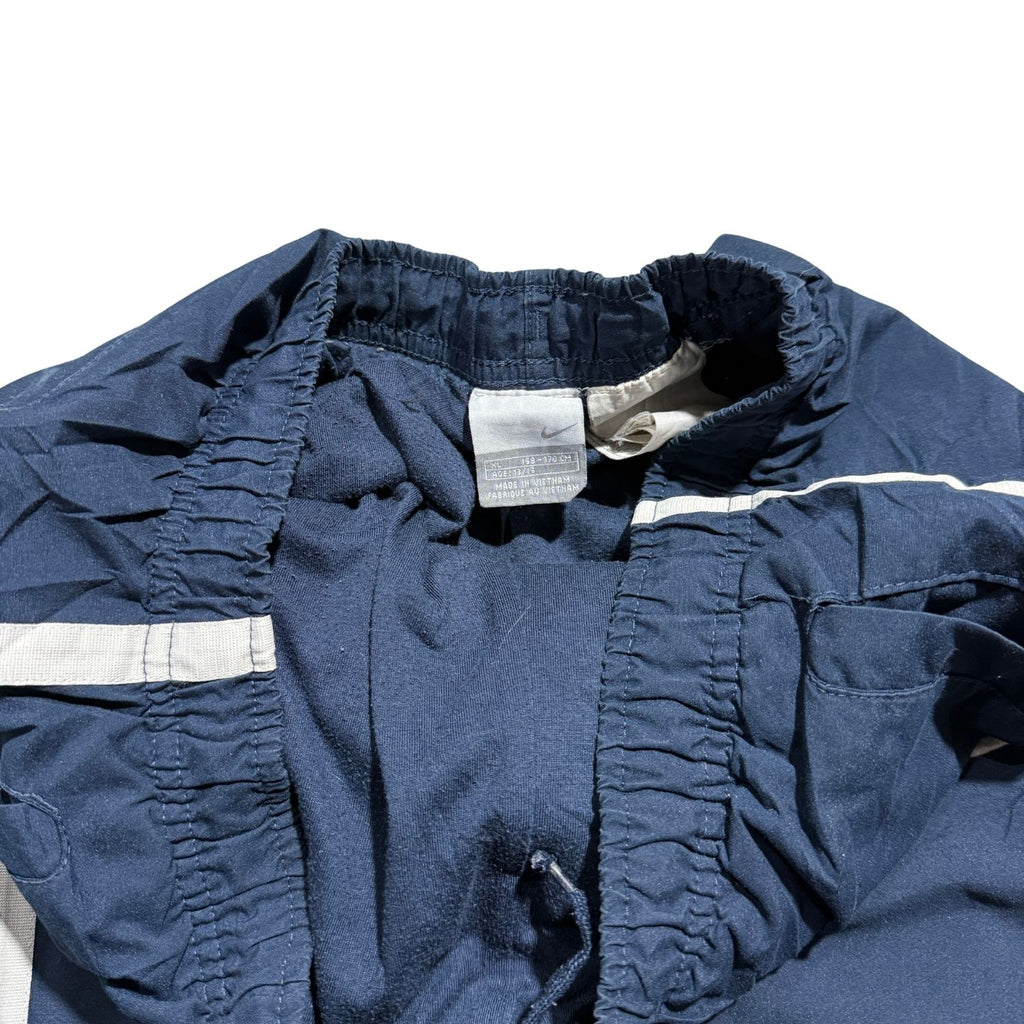 VINTAGE NIKE (130)