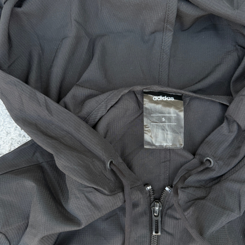 ADIDAS WINDBREAKER (703)