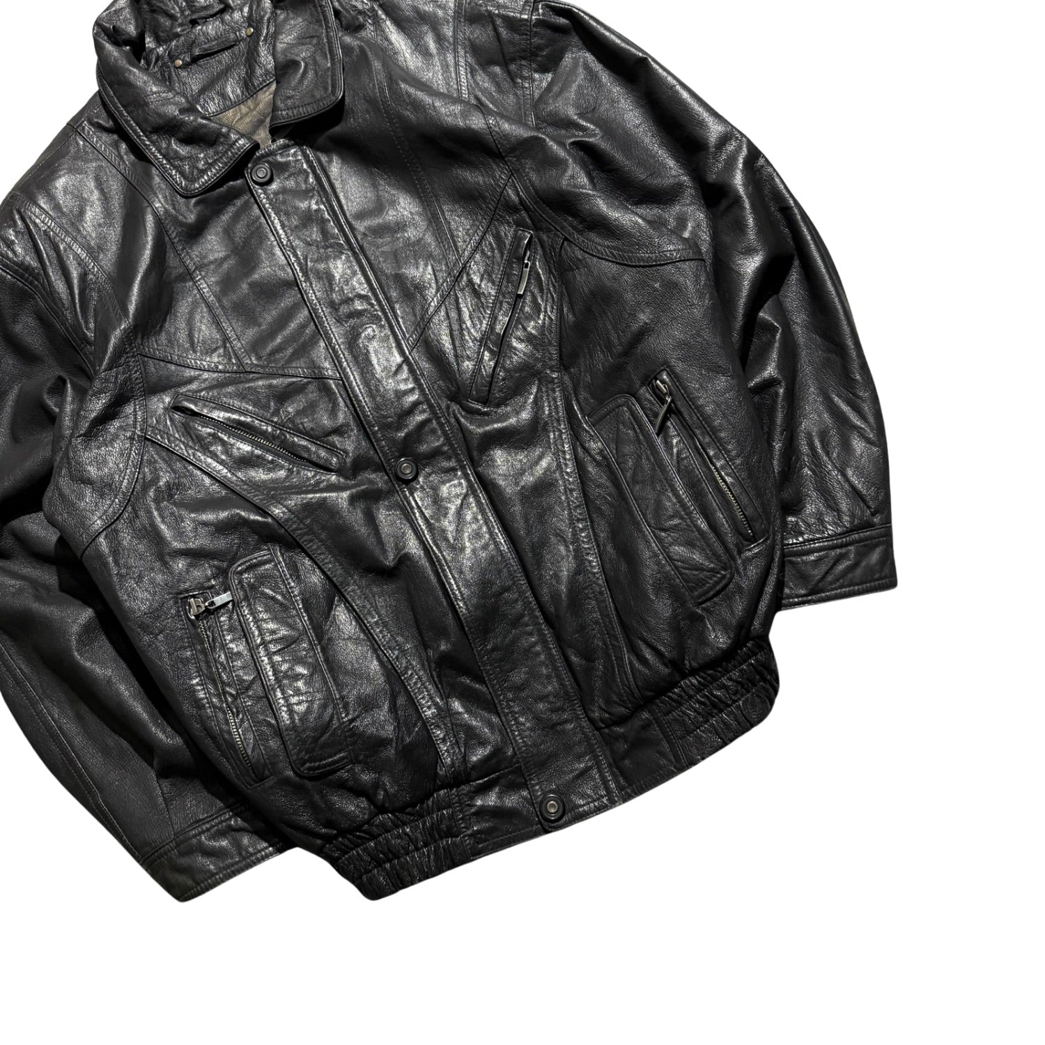 BLACK LEATHER JACKET