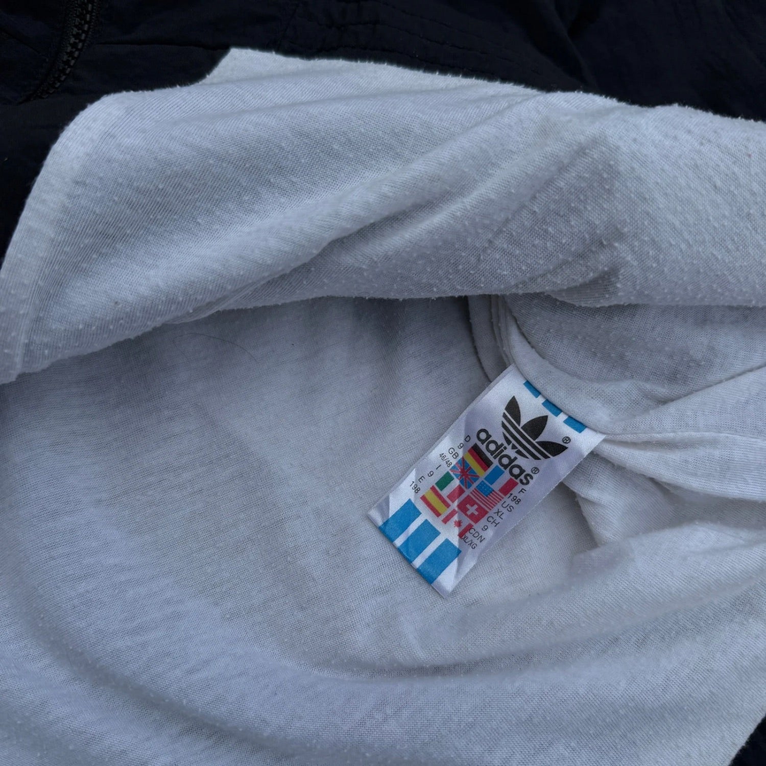 90S RARE ADIDAS JACKET (270)