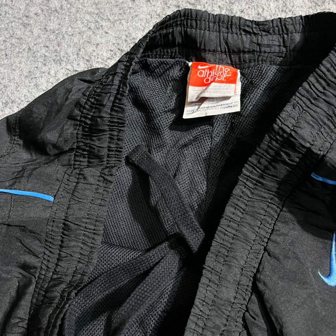 VINTAGE NIKE