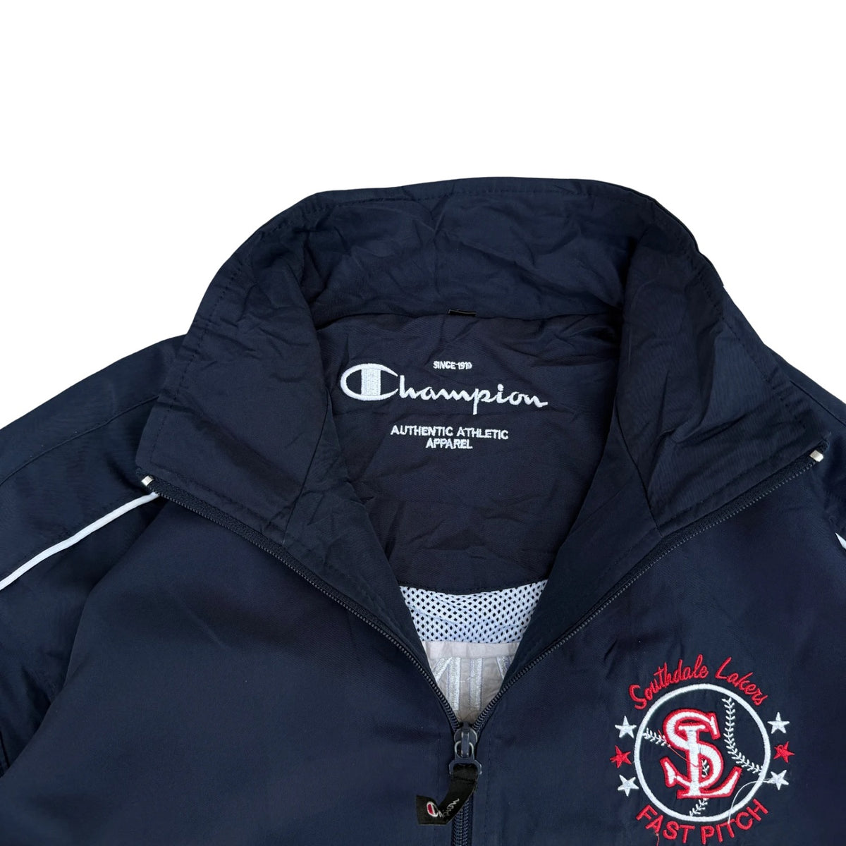 Champion (684)￼