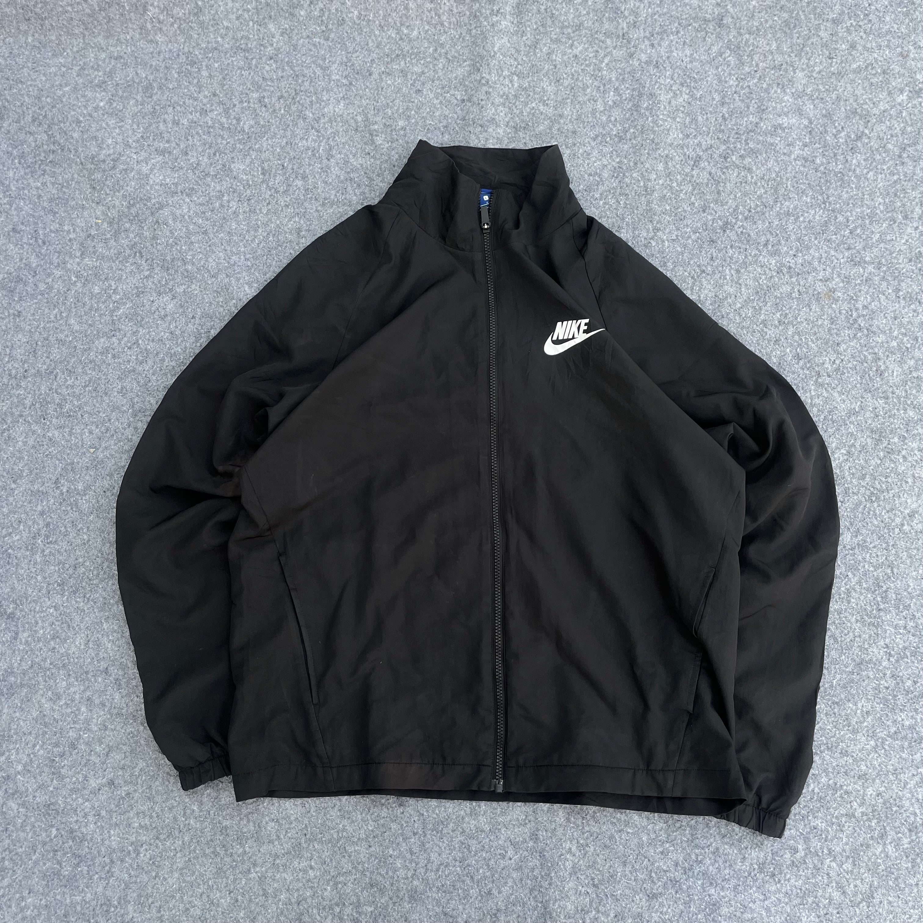 NIKE (59)