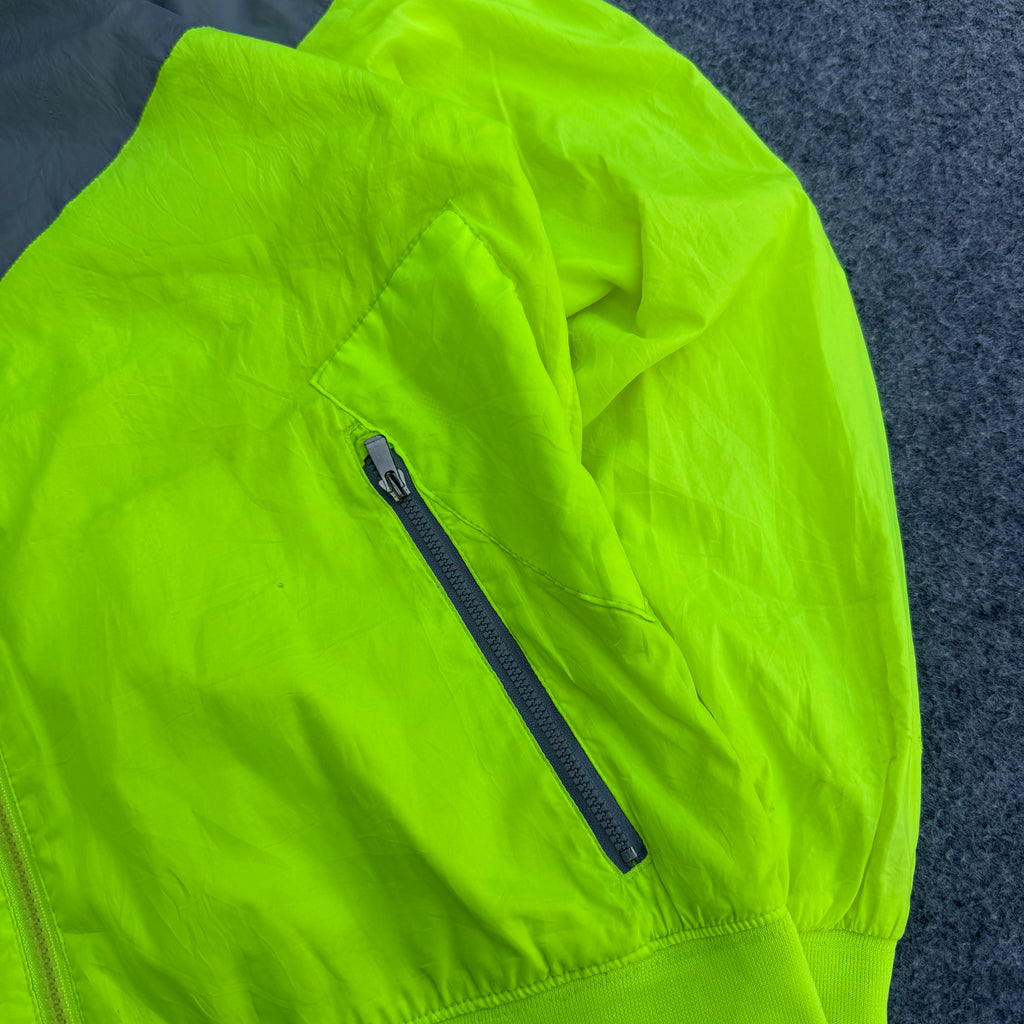 NIKE (32)