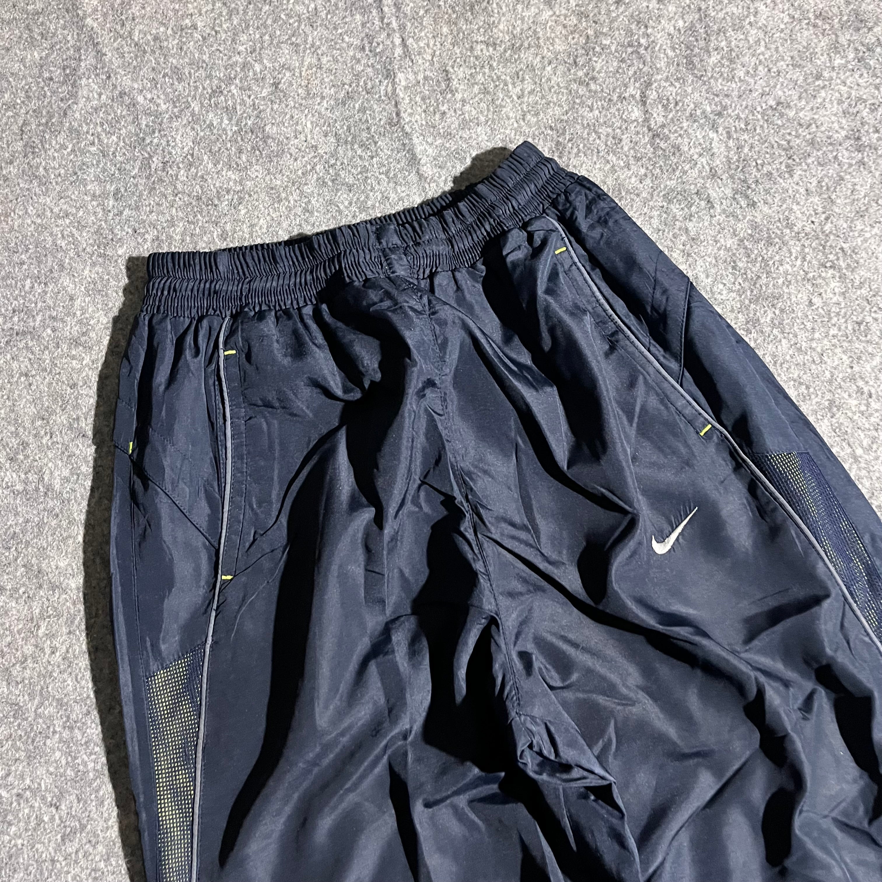 VINTAGE BAGGY NIKE
