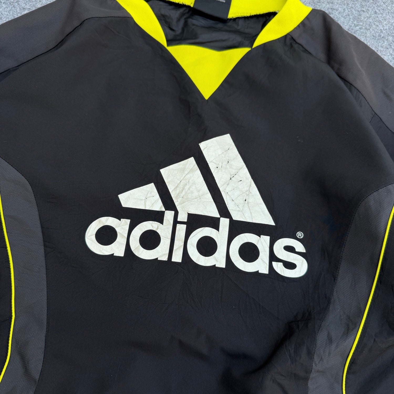 ADIDAS V NACK PULLOVER WINDBREAKER (329)