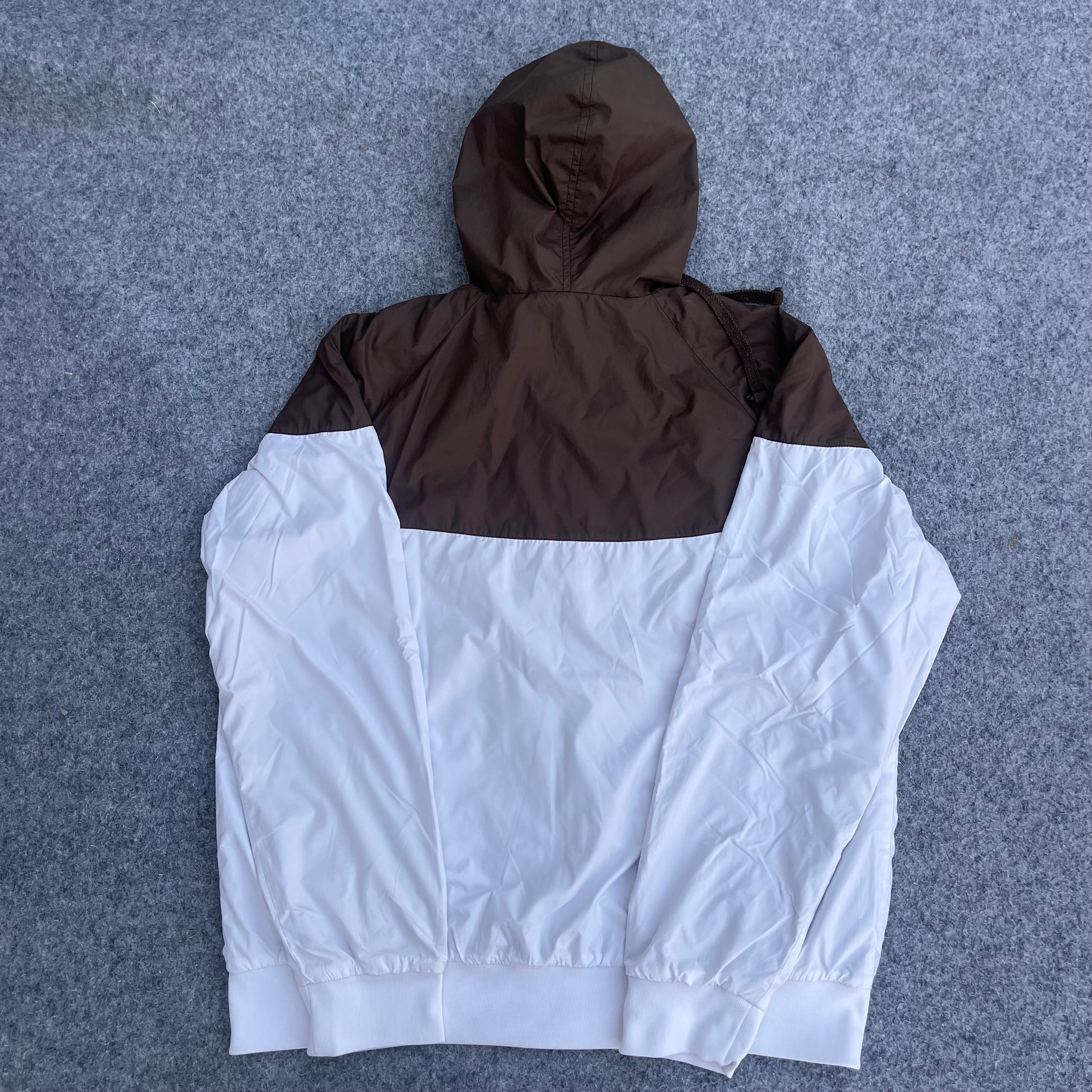NIKE (58)