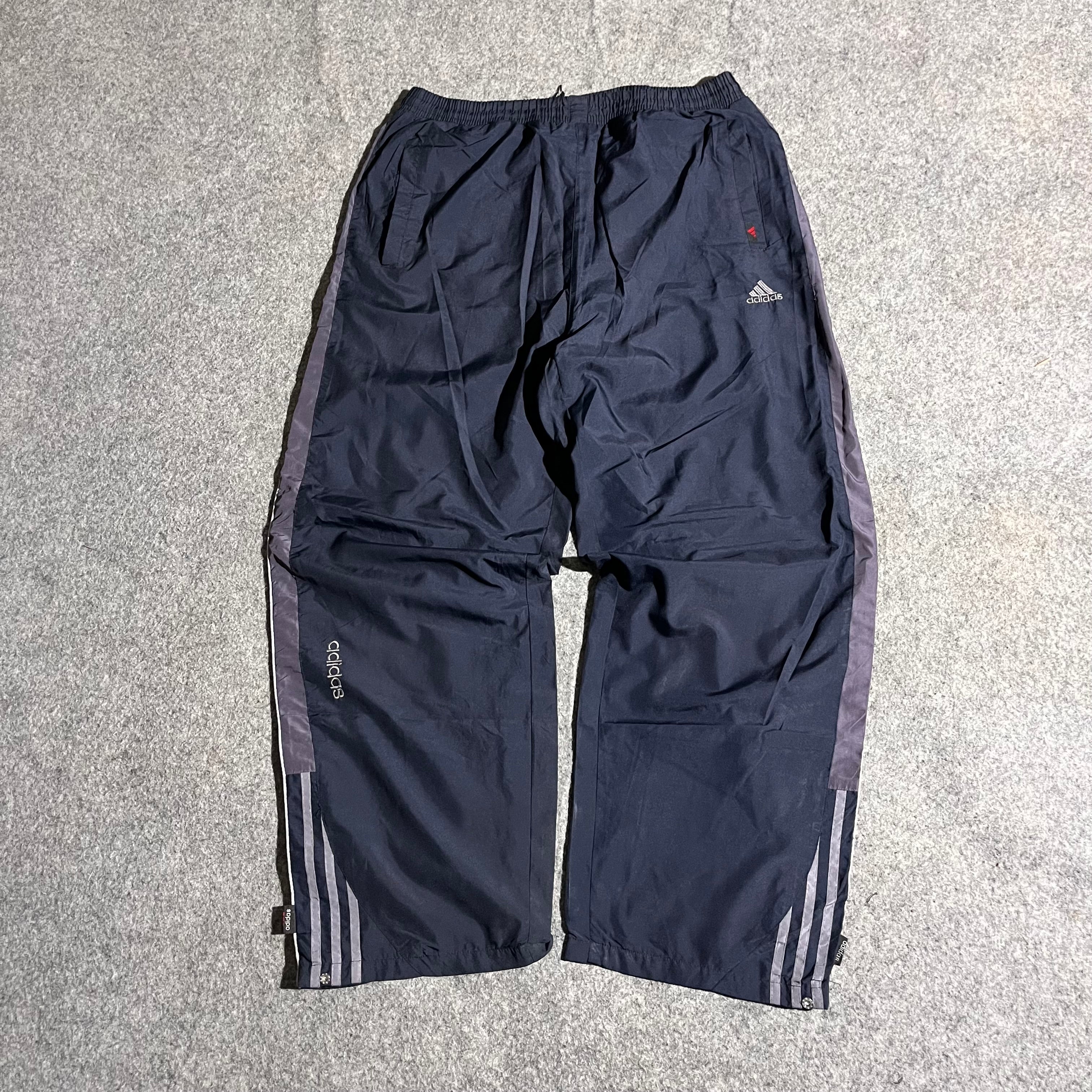 VINTAGE BAGGY ADIDAS