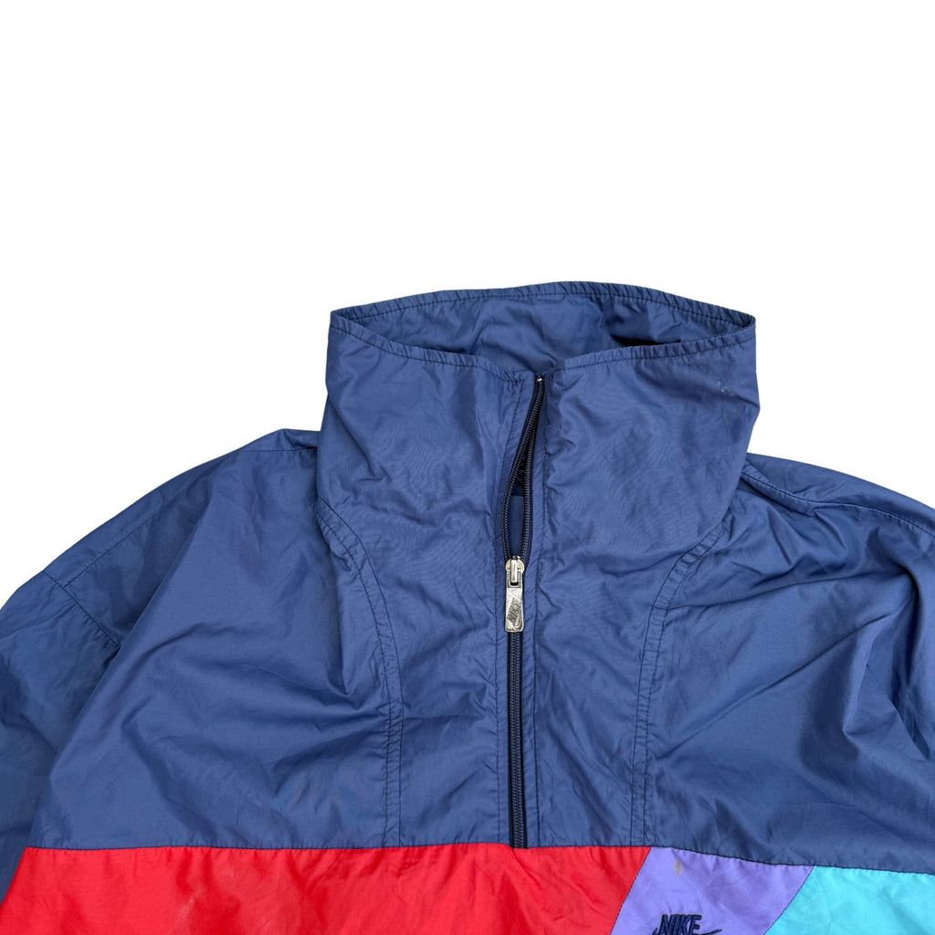 VINTAGE NIKE LIGHT WEIGHT  WINDBREAKER (344)