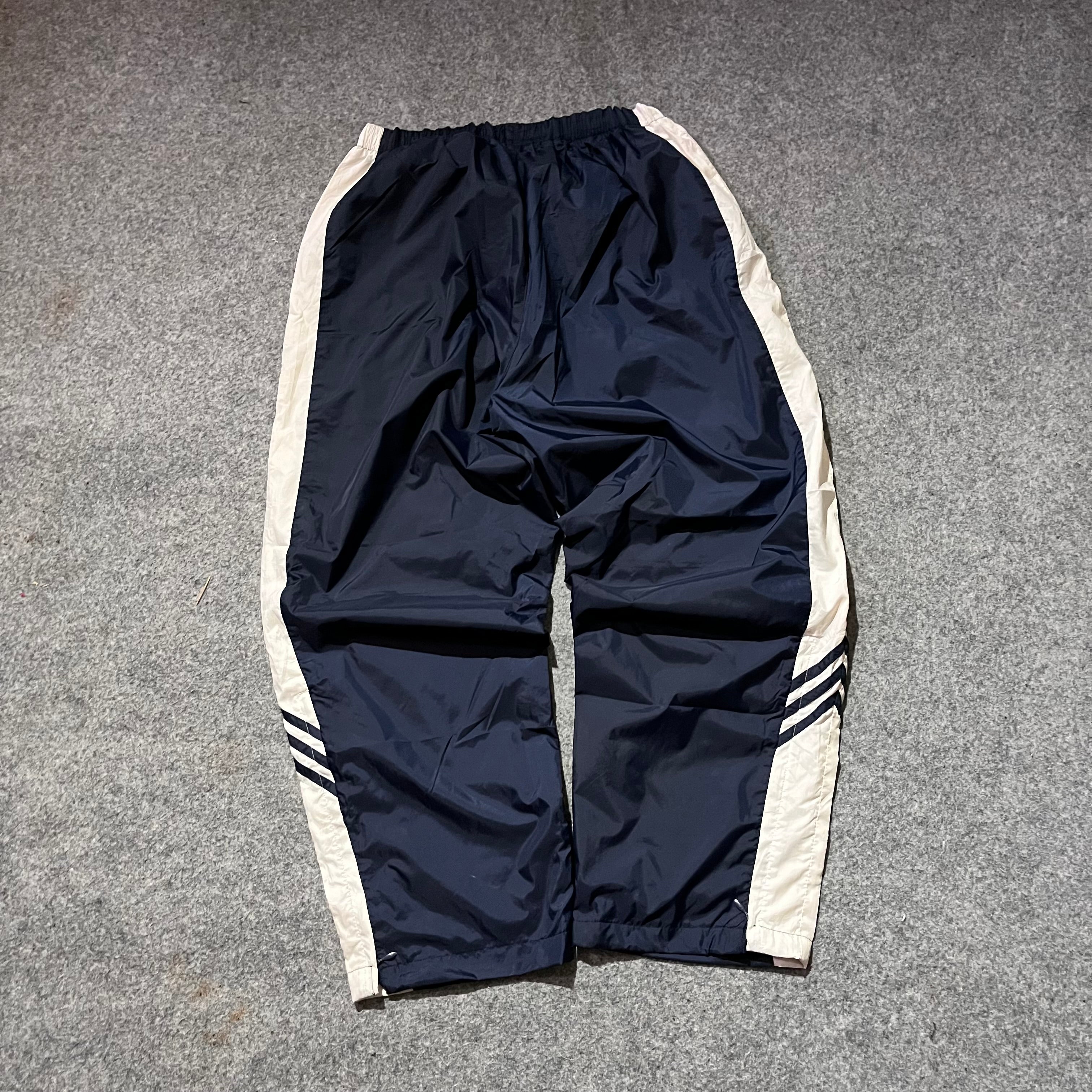 VINTAGE BAGGY ADIDAS
